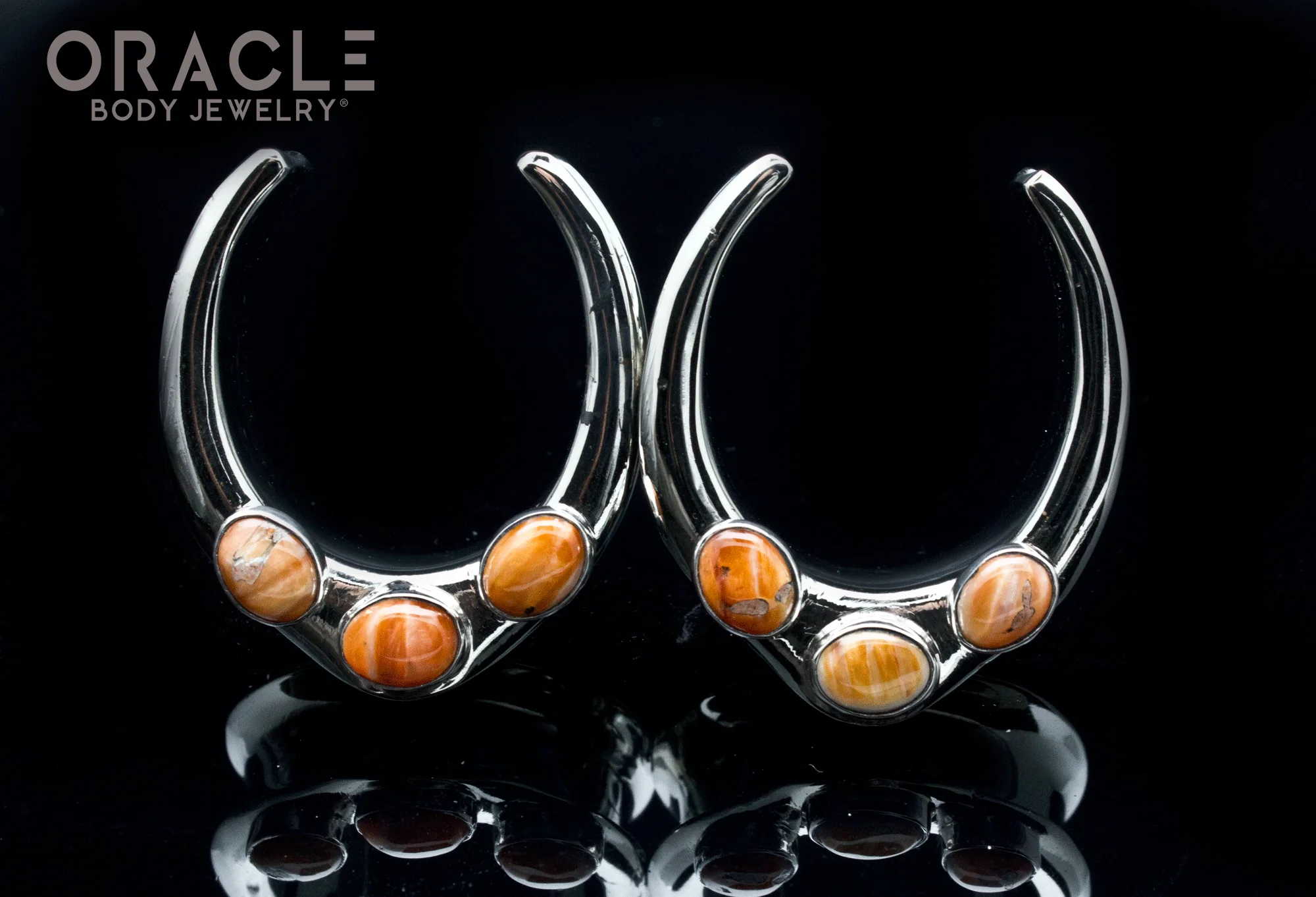 1-1/4" (32mm) White Brass Saddles with Spiny Oyster Shell - Image 2