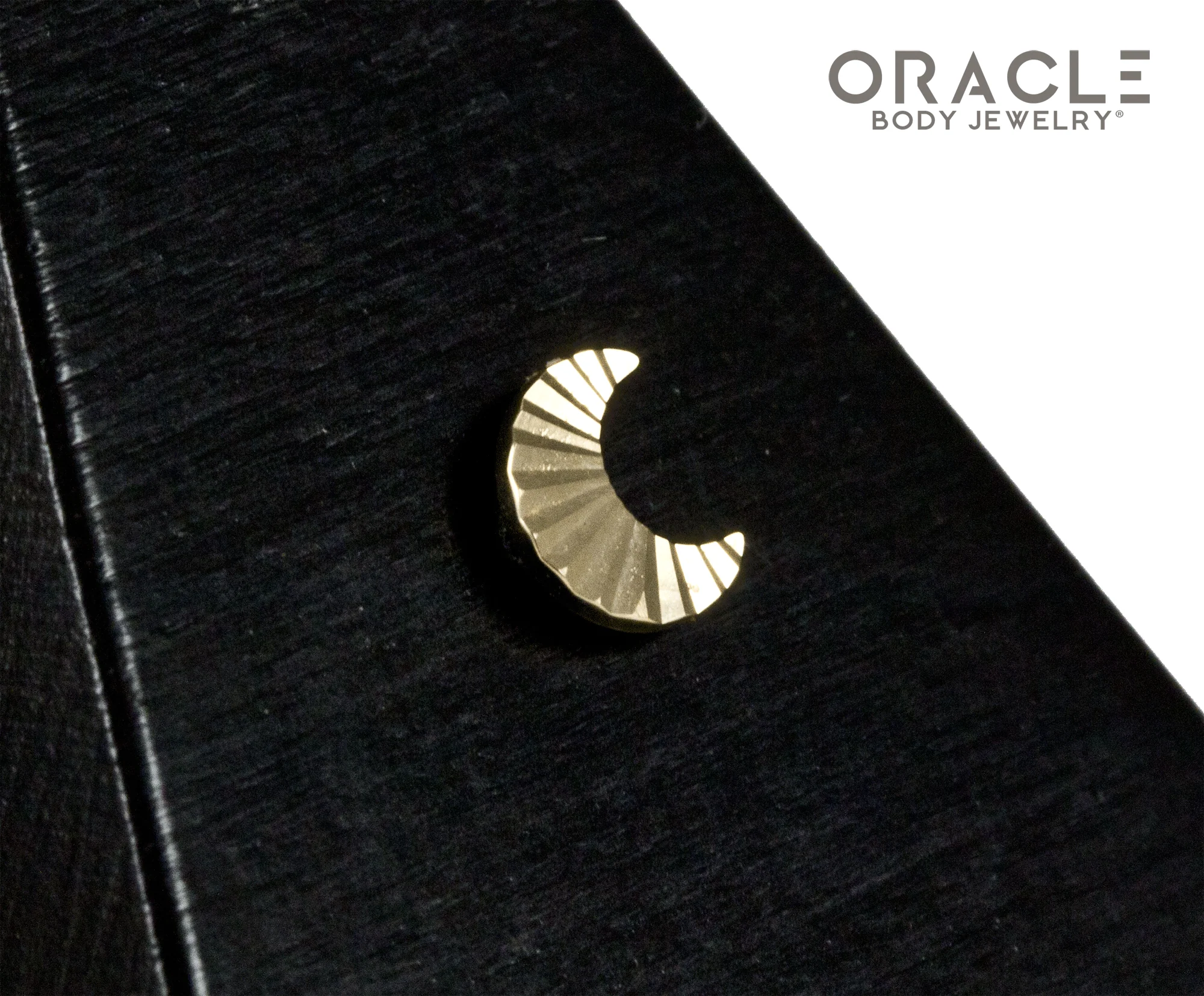 14k Rippled Moon Threadless End - Image 2