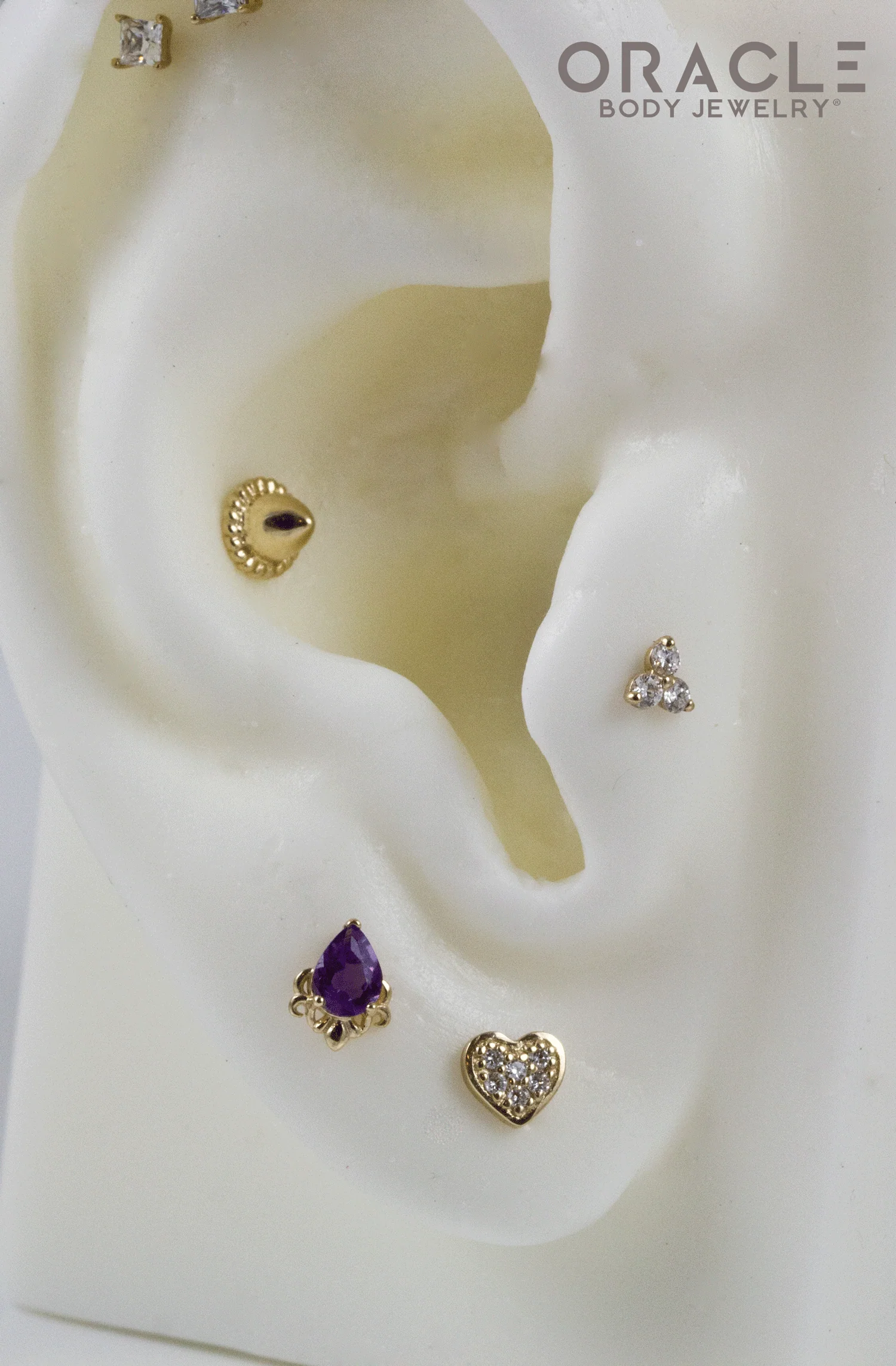 14k Heart of Diamonds Threadless End - Image 4