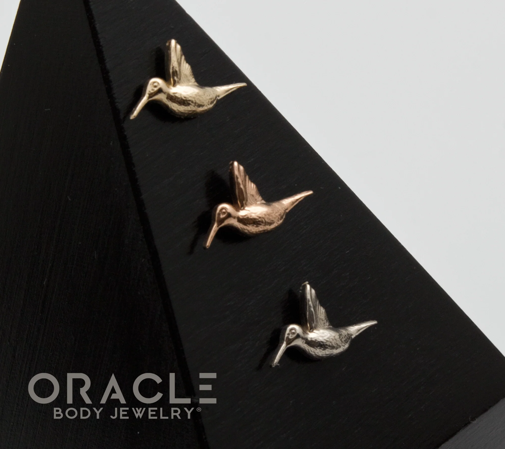 14k Gold Honeybird Threadless End - Image 2