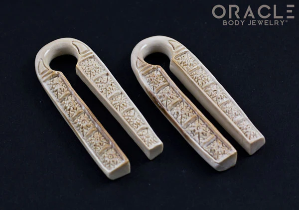 00g (9.5-10mm) Fossilized Mammoth Ivory Long Naga Weights - Image 2