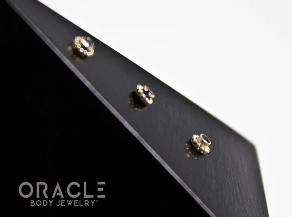 14k Sapphire Threadless Gold End - Image 3