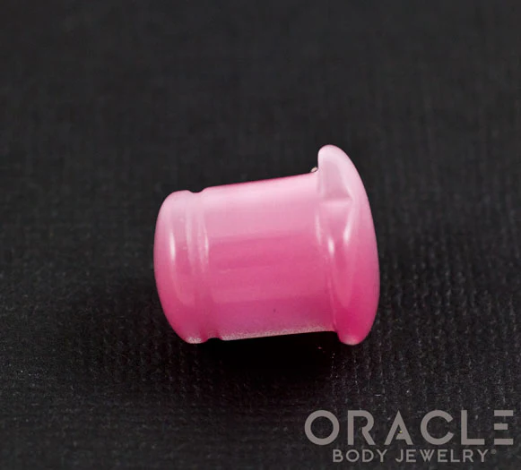 Single Flare Heart Front Bubblegum Cats Eye Plugs - Image 4
