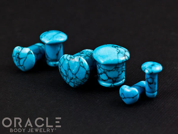 Single Flare Heart Front Synthetic Turquoise Plugs - Image 3
