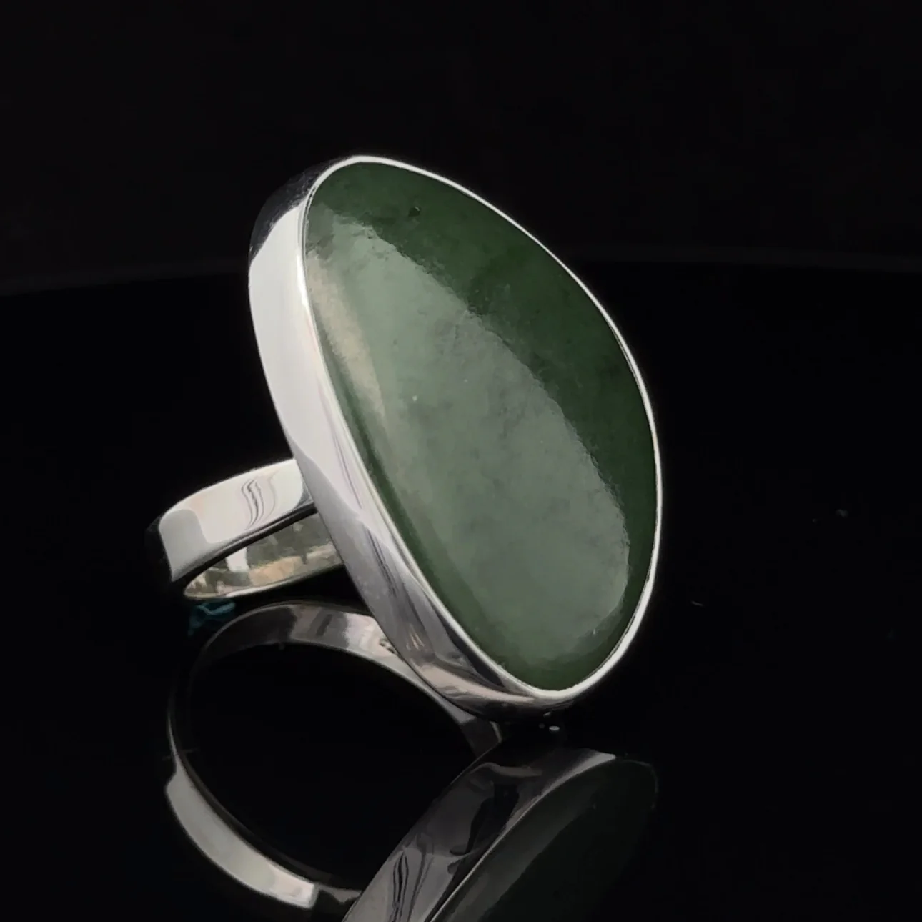 Sterling Silver Adjustable Nephrite Jade Ring - Image 2