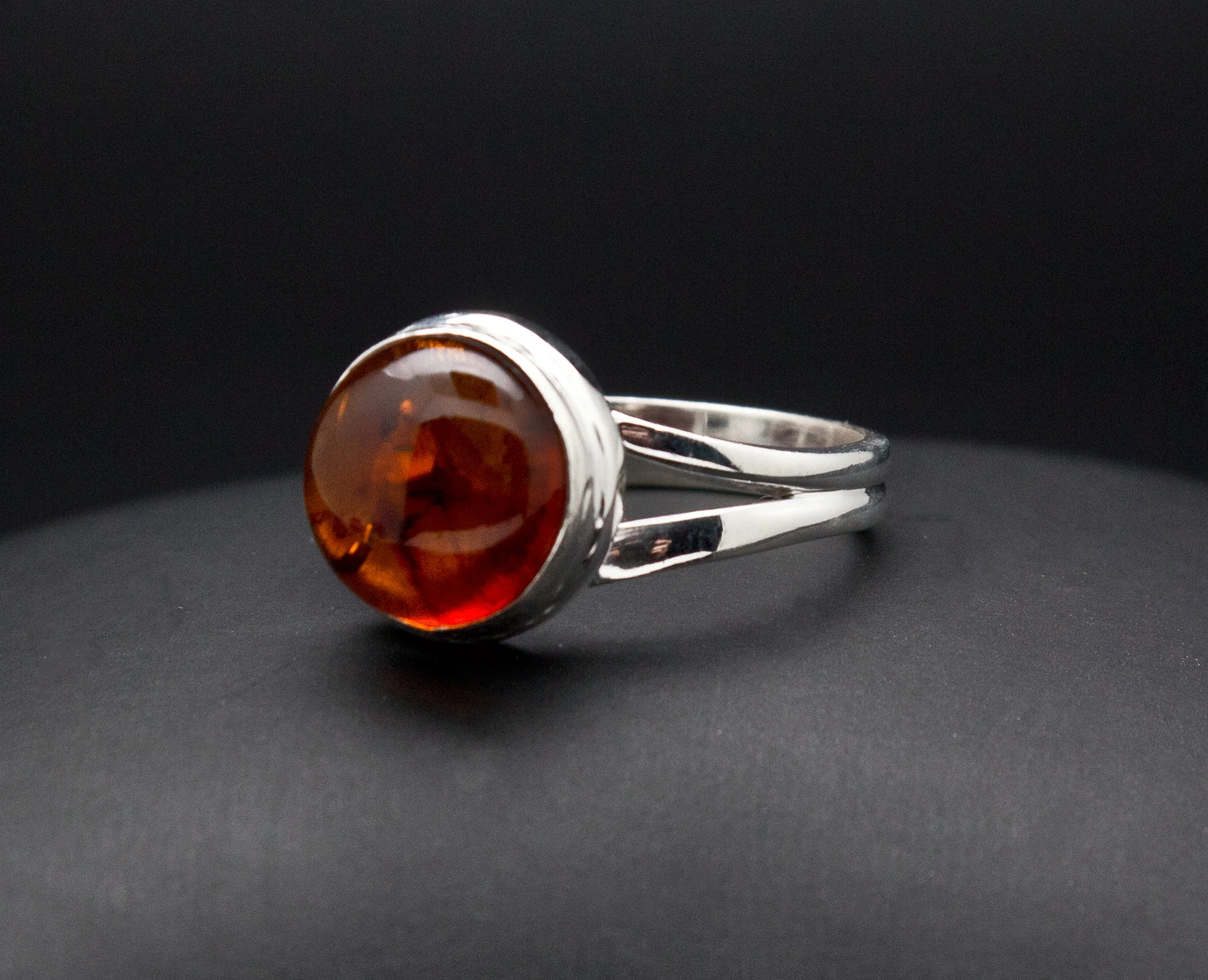 Sterling Silver Amber Ring Size 7 - Image 2