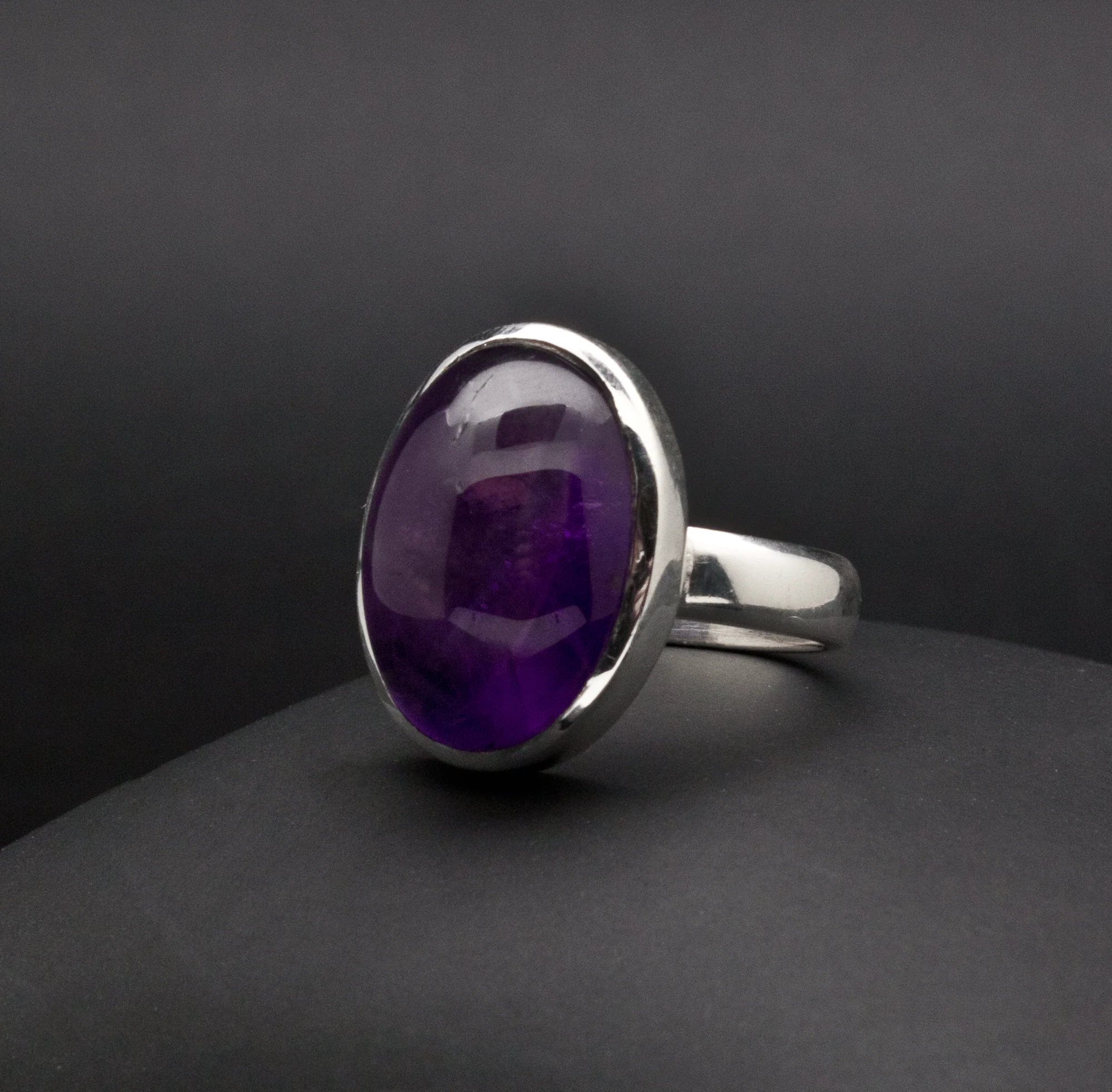 Sterling Silver Amethyst Ring Size 7 - Image 2