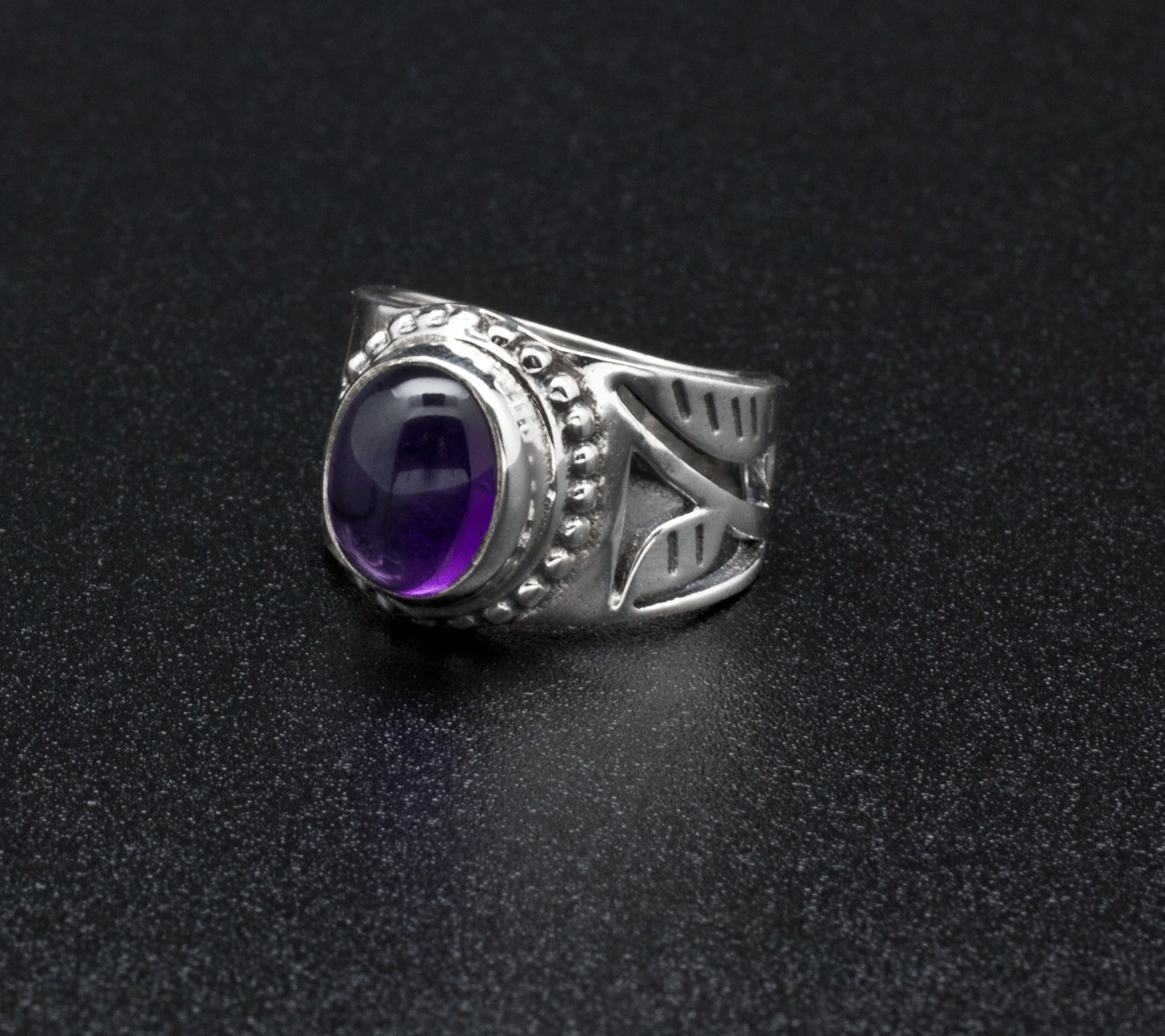 Sterling Silver Amethyst Ring Size 6.5 - Image 2