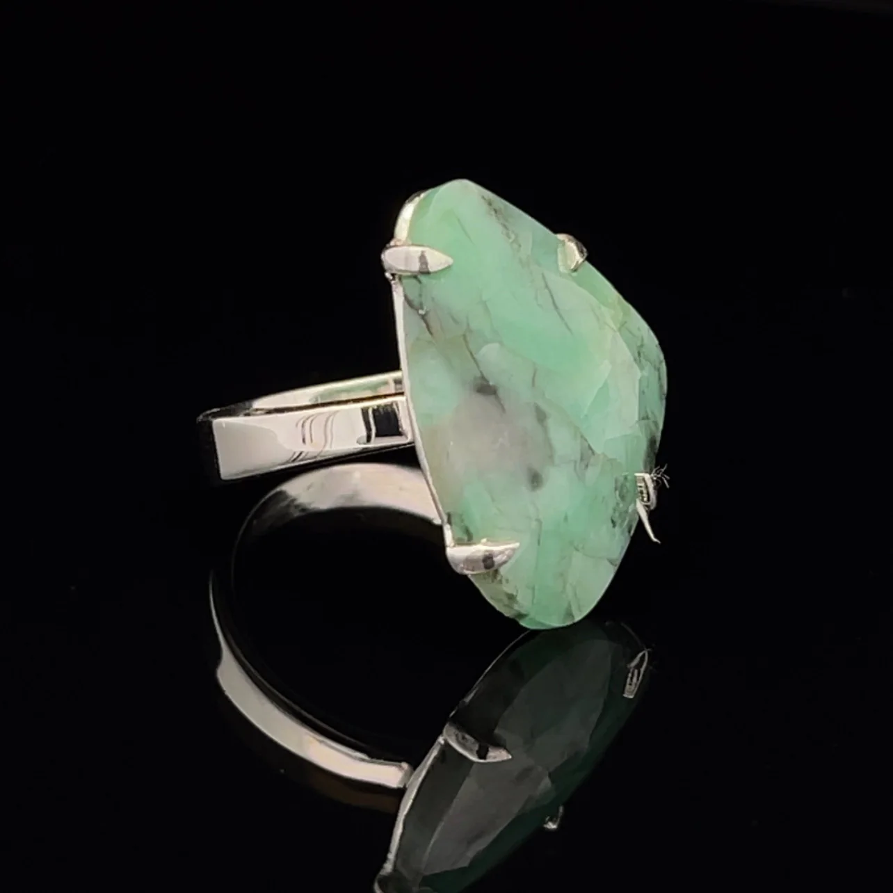 Sterling Silver Emerald Ring Size 7 - Image 2