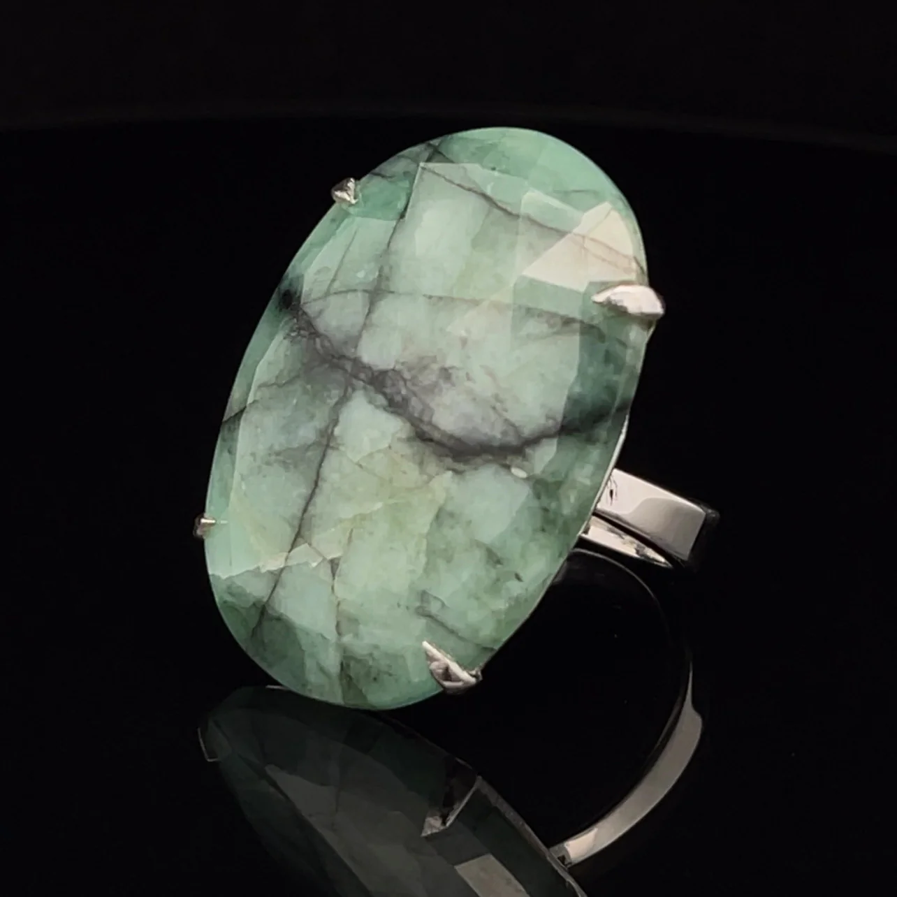 Sterling Silver Emerald Ring Size 8 - Image 3