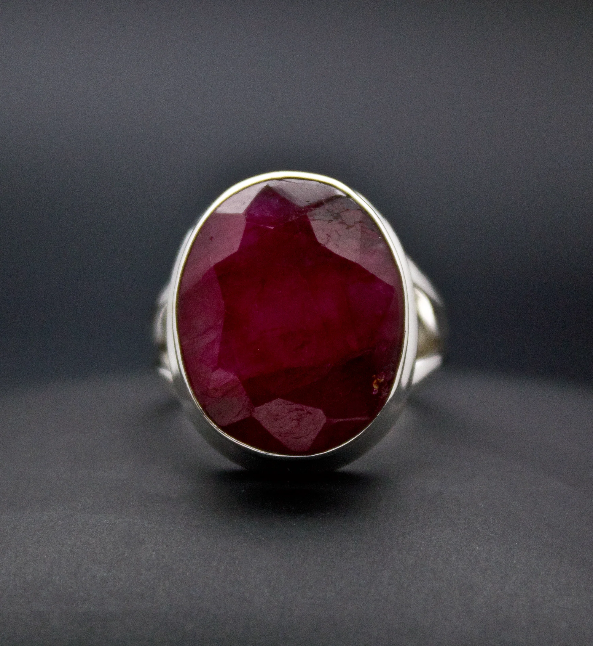 Sterling Silver Faceted Ruby Ring Size 7 - Image 2