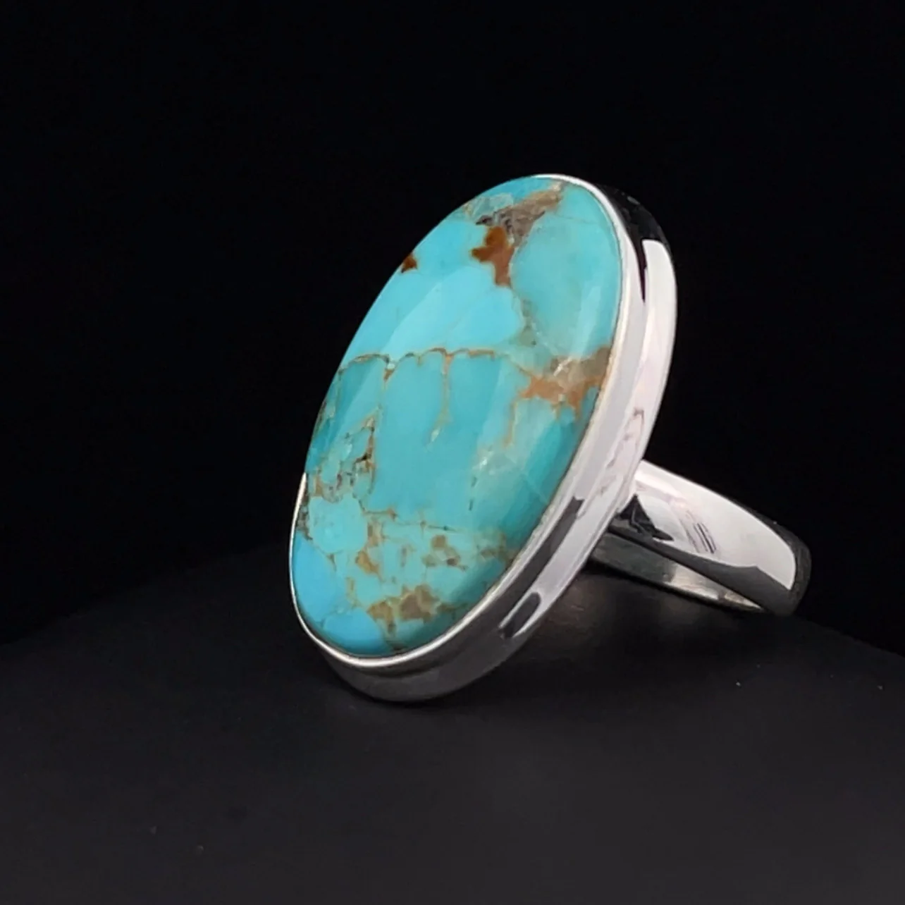 Sterling Silver Kingman Turquoise Ring Size 7 - Image 3