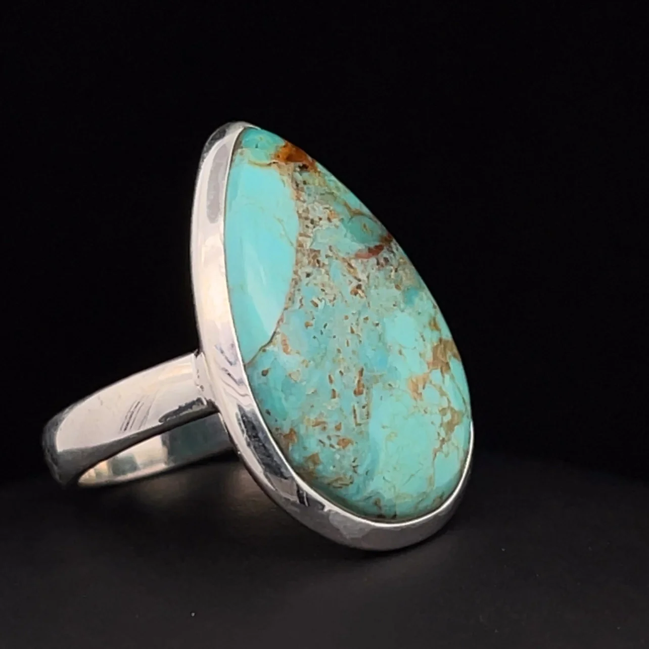 Sterling Silver Kingman Turquoise Ring Size 7 - Image 2
