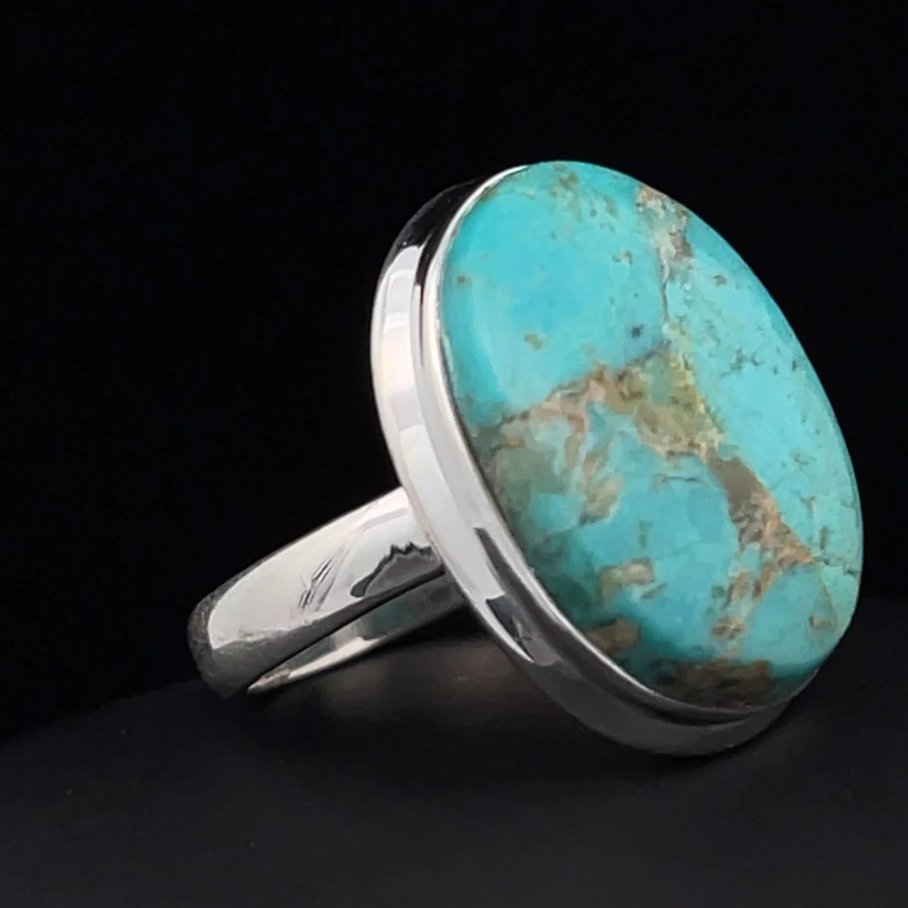 Sterling Silver Kingman Turquoise Ring Size 7 - Image 2