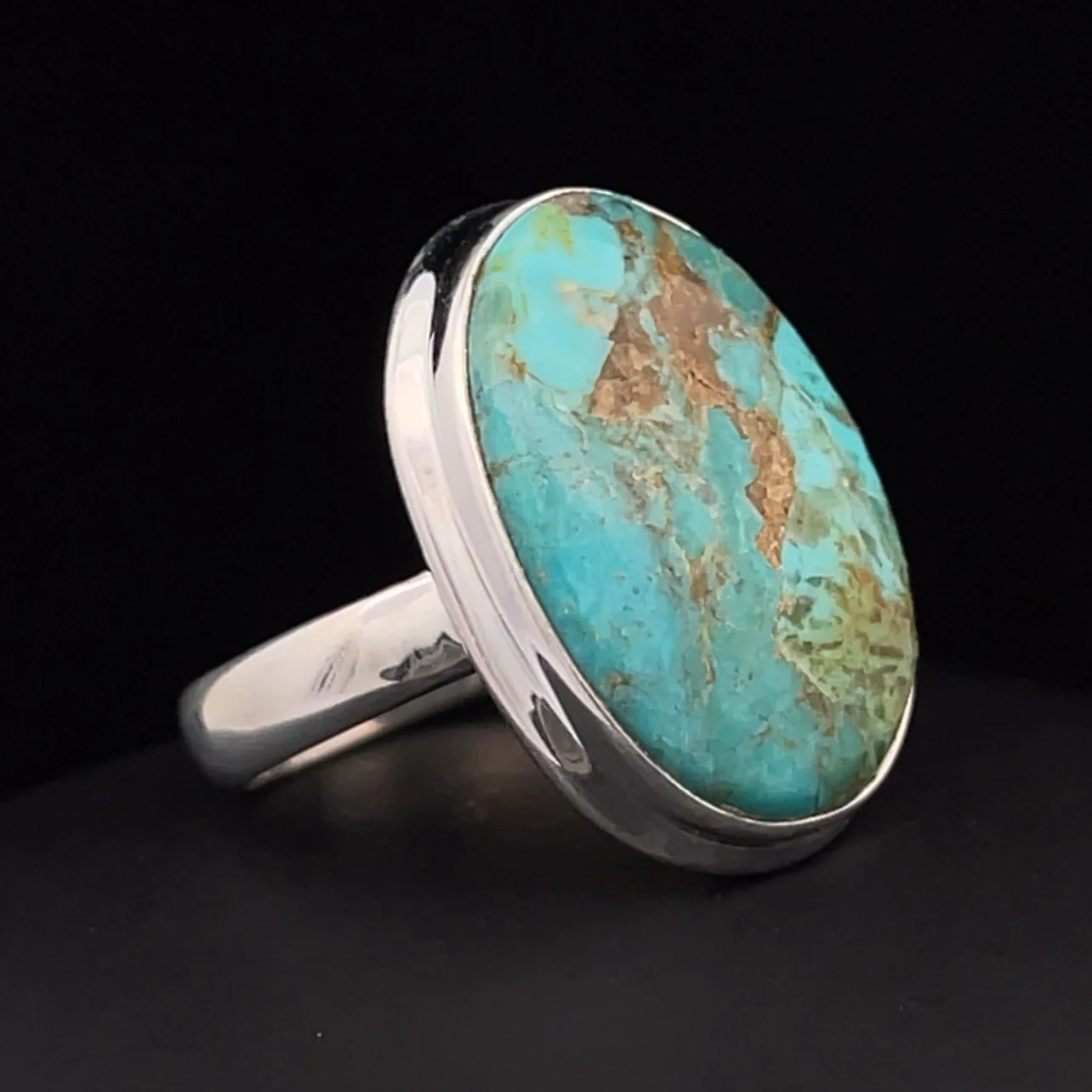 Sterling Silver Kingman Turquoise Ring Size 7 - Image 2
