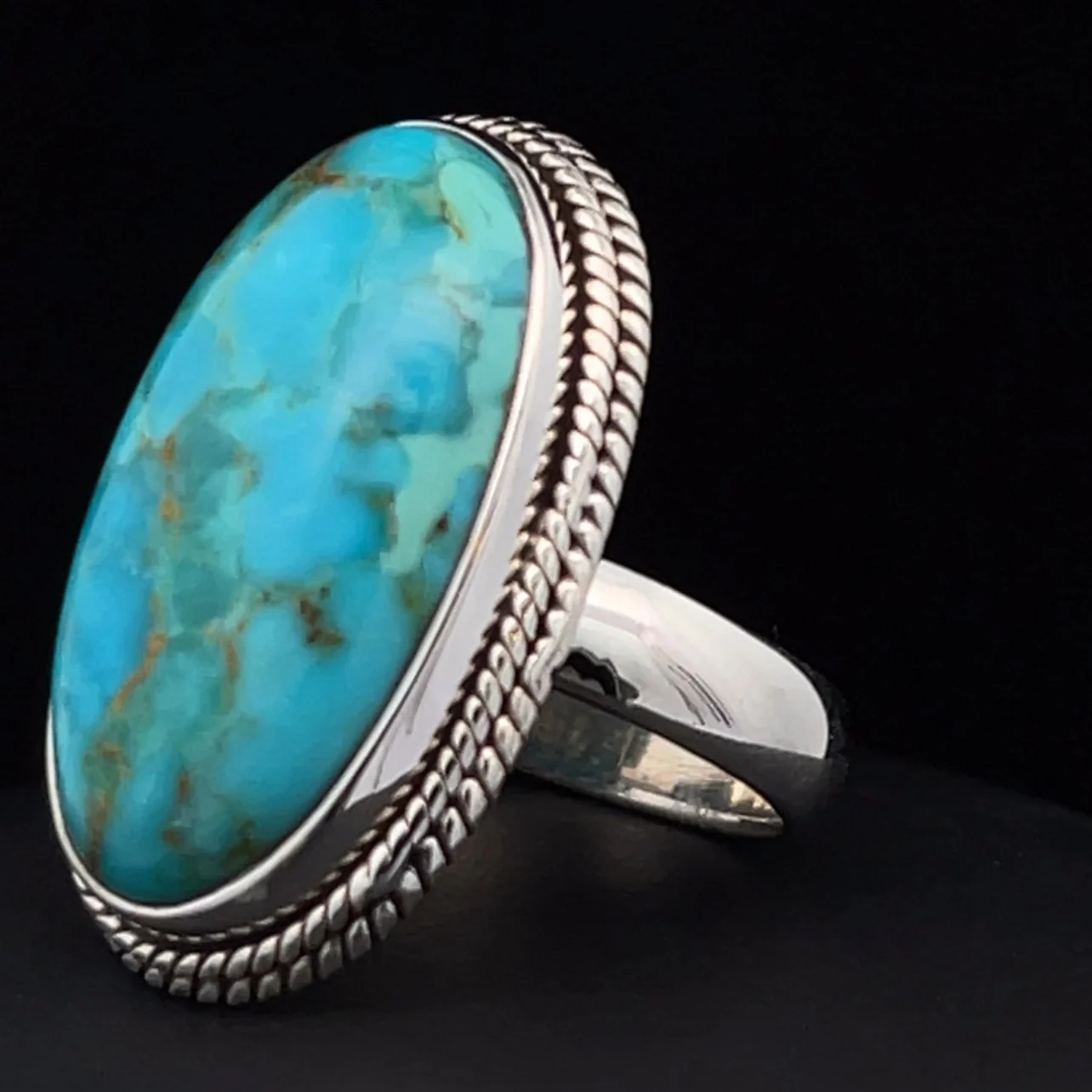 Sterling Silver Kingman Turquoise Ring Size 7 - Image 3