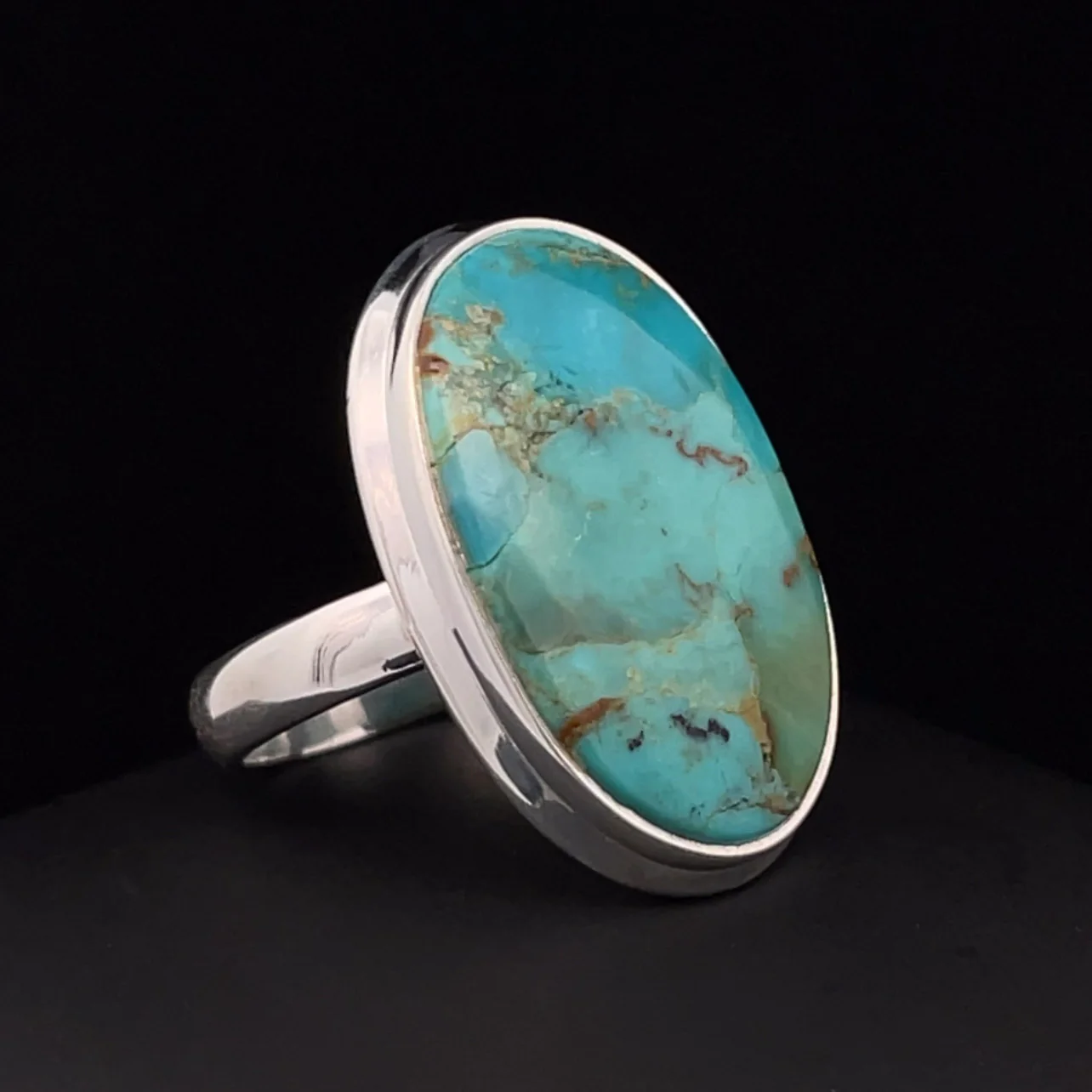 Sterling Silver Kingman Turquoise Ring Size 7 - Image 2