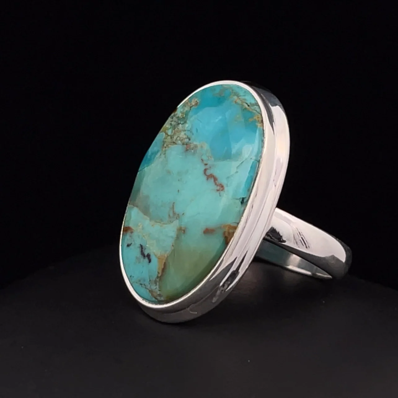 Sterling Silver Kingman Turquoise Ring Size 7 - Image 3