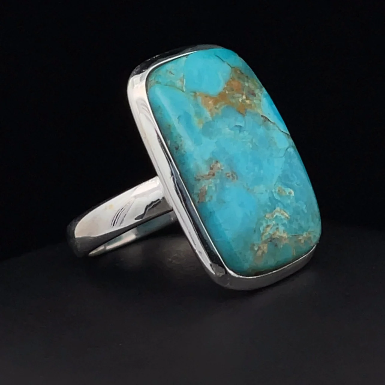 Sterling Silver Kingman Turquoise Ring Size 7 - Image 2