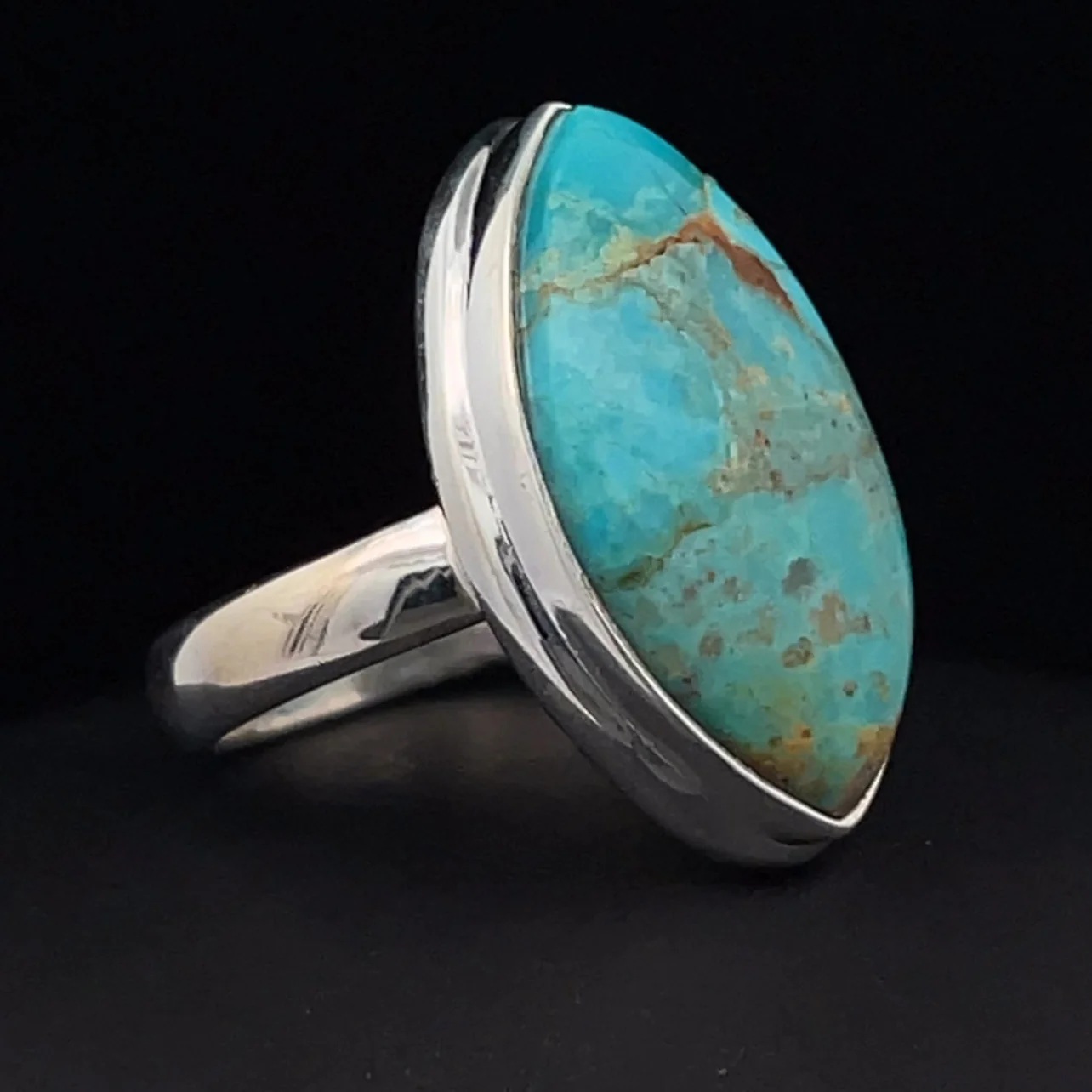 Sterling Silver Kingman Turquoise Ring Size 7 - Image 2