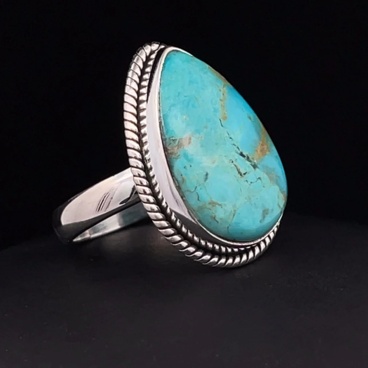 Sterling Silver Kingman Turquoise Ring Size 7 - Image 2