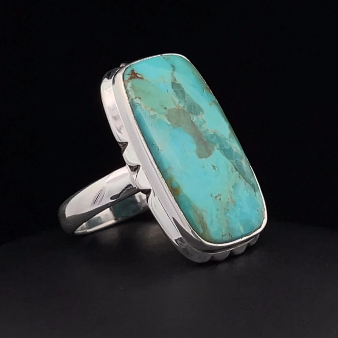 Sterling Silver Kingman Turquoise Ring Size 7 - Image 2