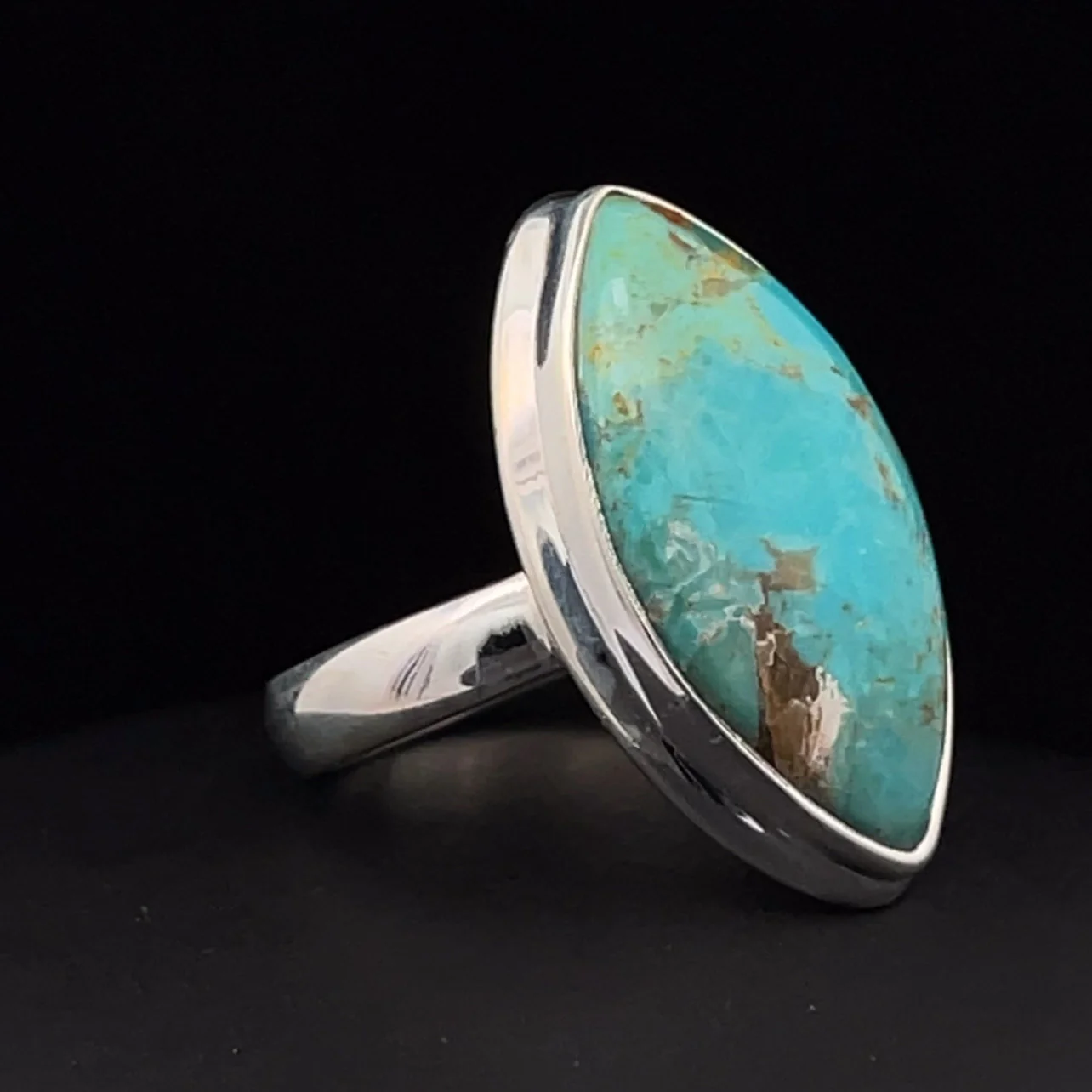 Sterling Silver Kingman Turquoise Ring Size 7 - Image 3