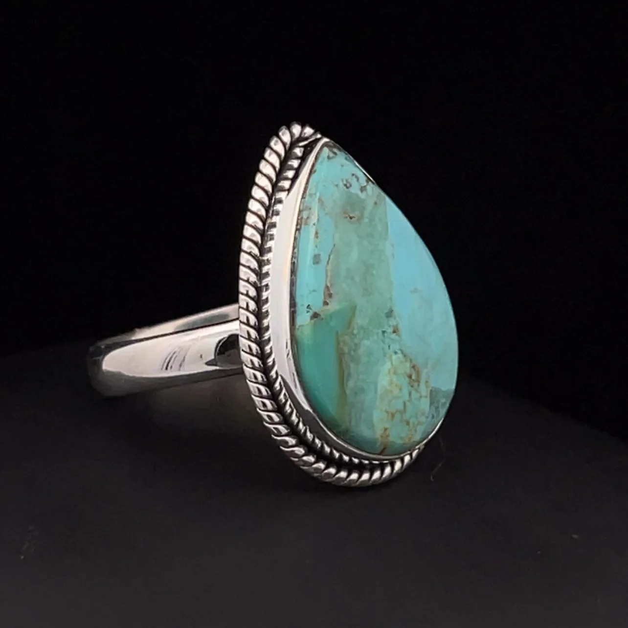 Sterling Silver Kingman Turquoise Ring Size 8 - Image 3