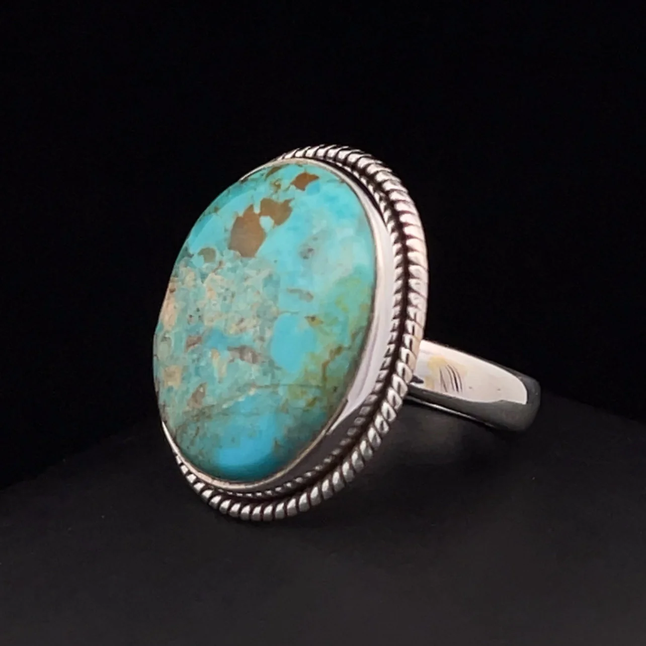 Sterling Silver Kingman Turquoise Ring Size 8 - Image 3