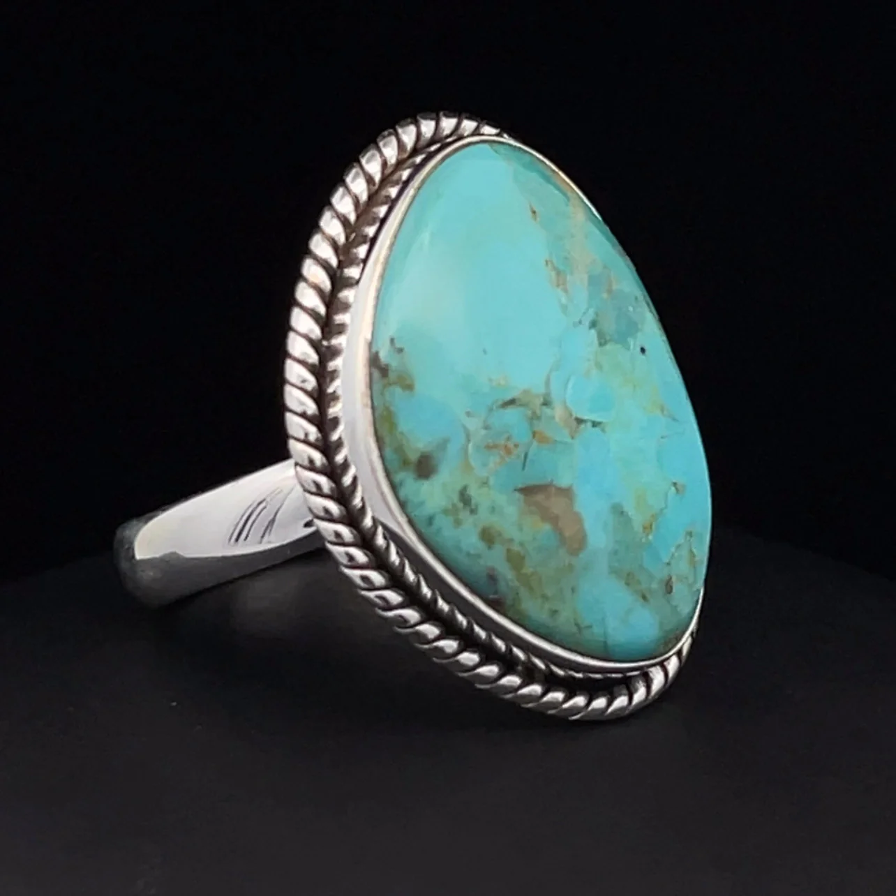 Sterling Silver Kingman Turquoise Ring Size 8 - Image 2