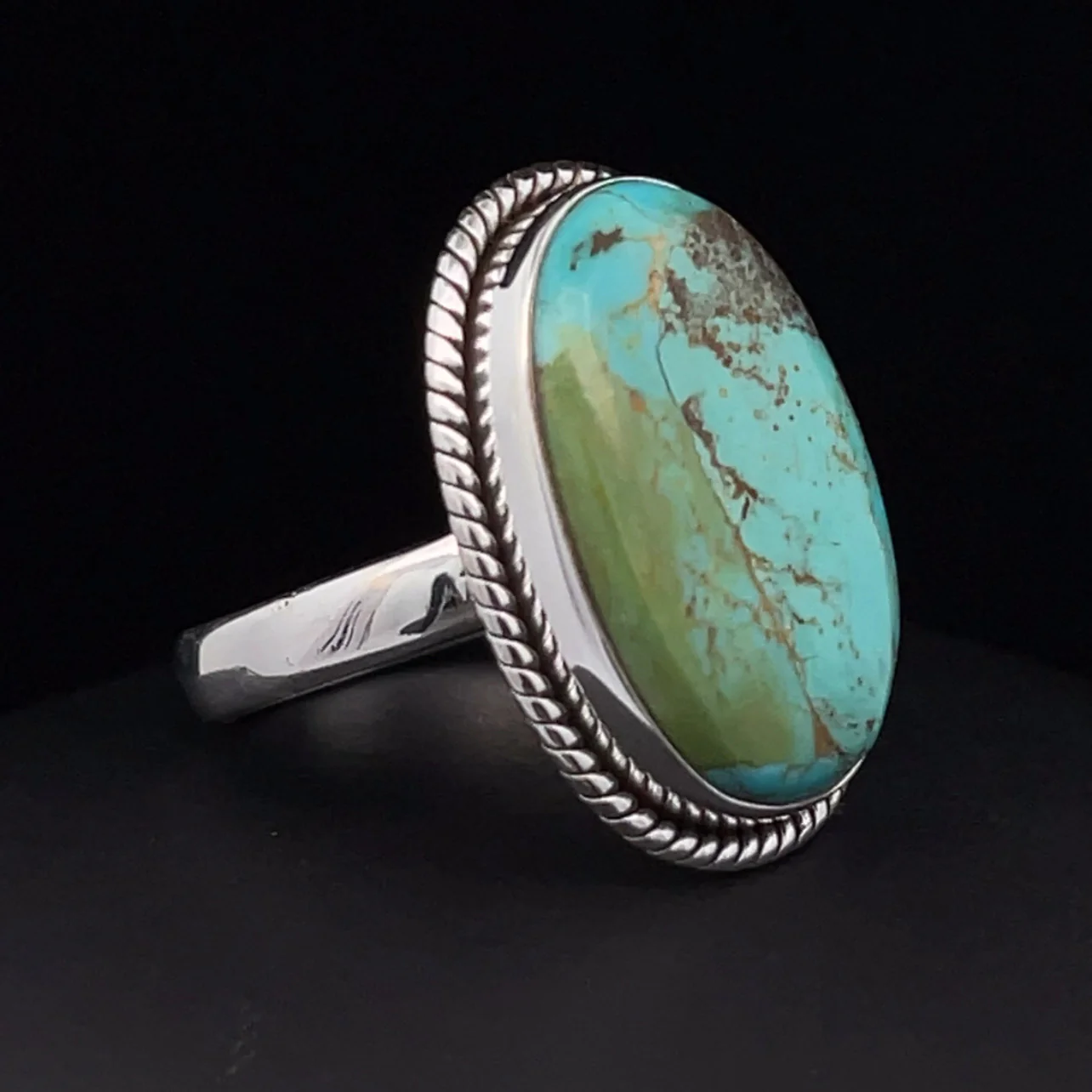 Sterling Silver Kingman Turquoise Ring Size 8 - Image 2