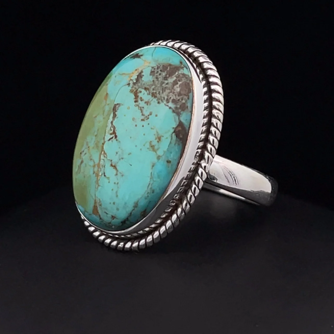 Sterling Silver Kingman Turquoise Ring Size 8 - Image 3