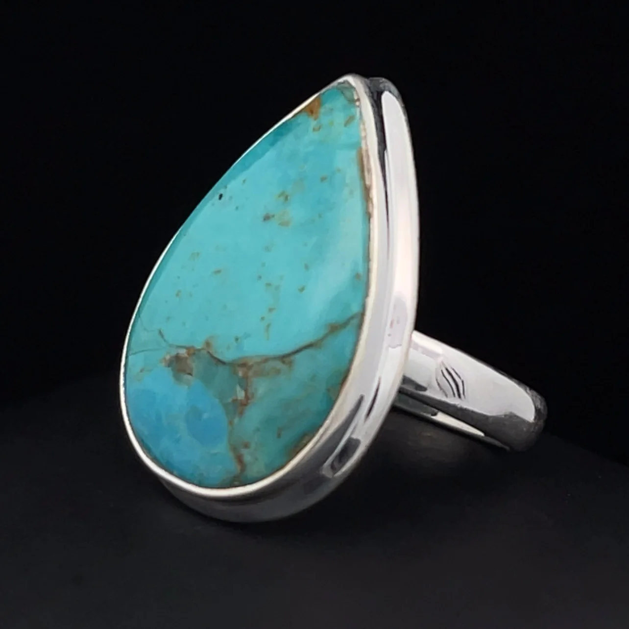 Sterling Silver Kingman Turquoise Ring Size 8 - Image 3