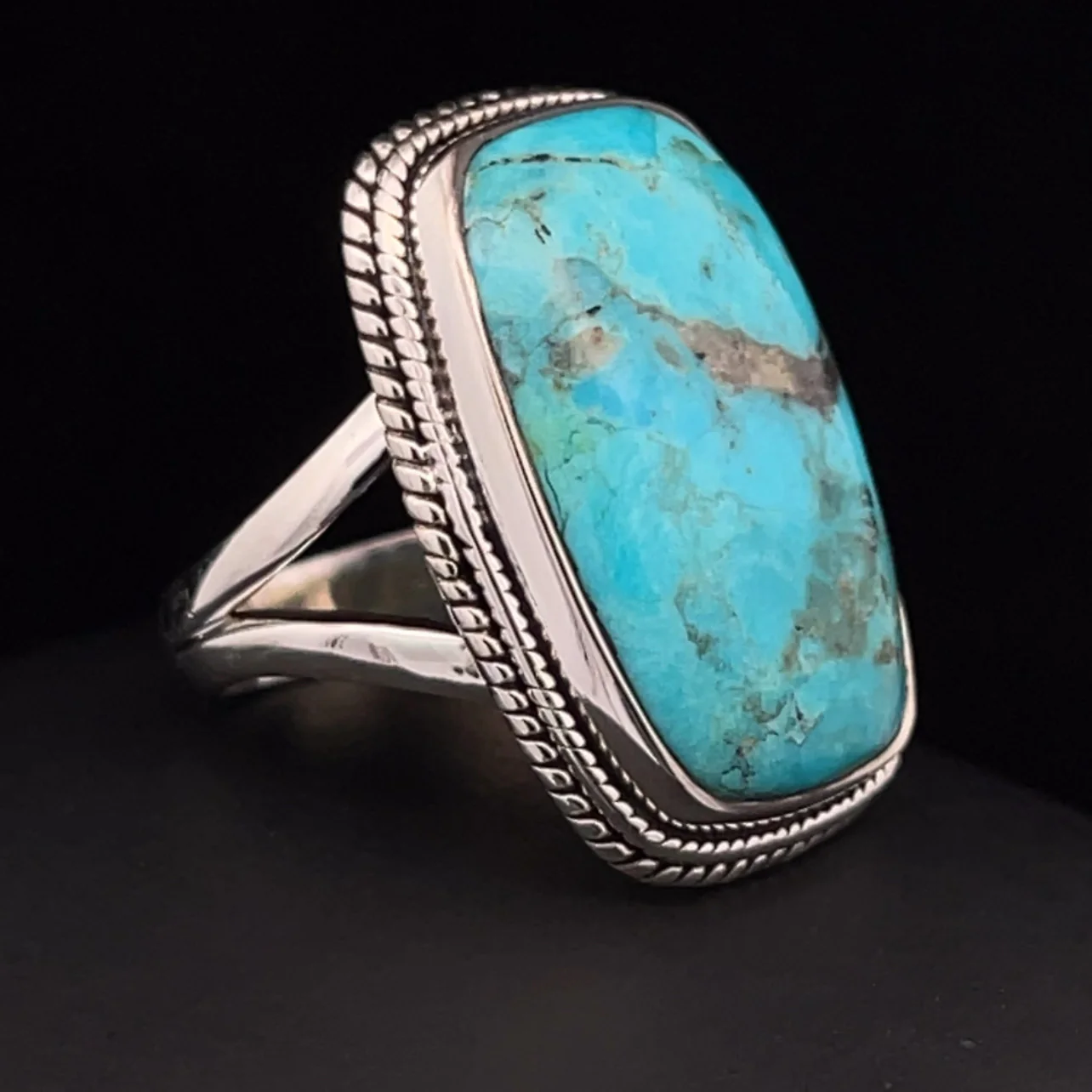 Sterling Silver Kingman Turquoise Ring Size 7 - Image 2