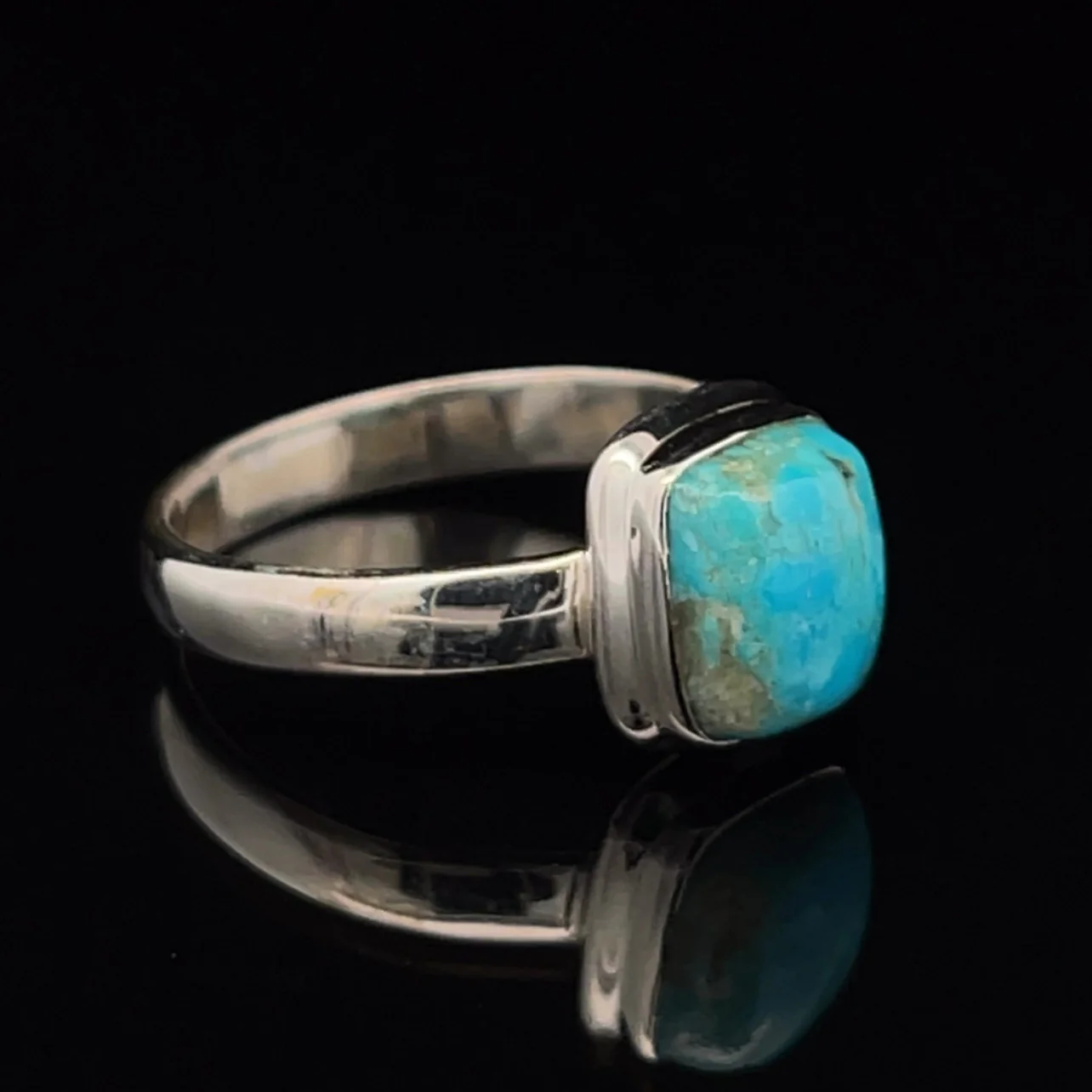 Sterling Silver Kingman Turquoise Ring Size 11 - Image 2