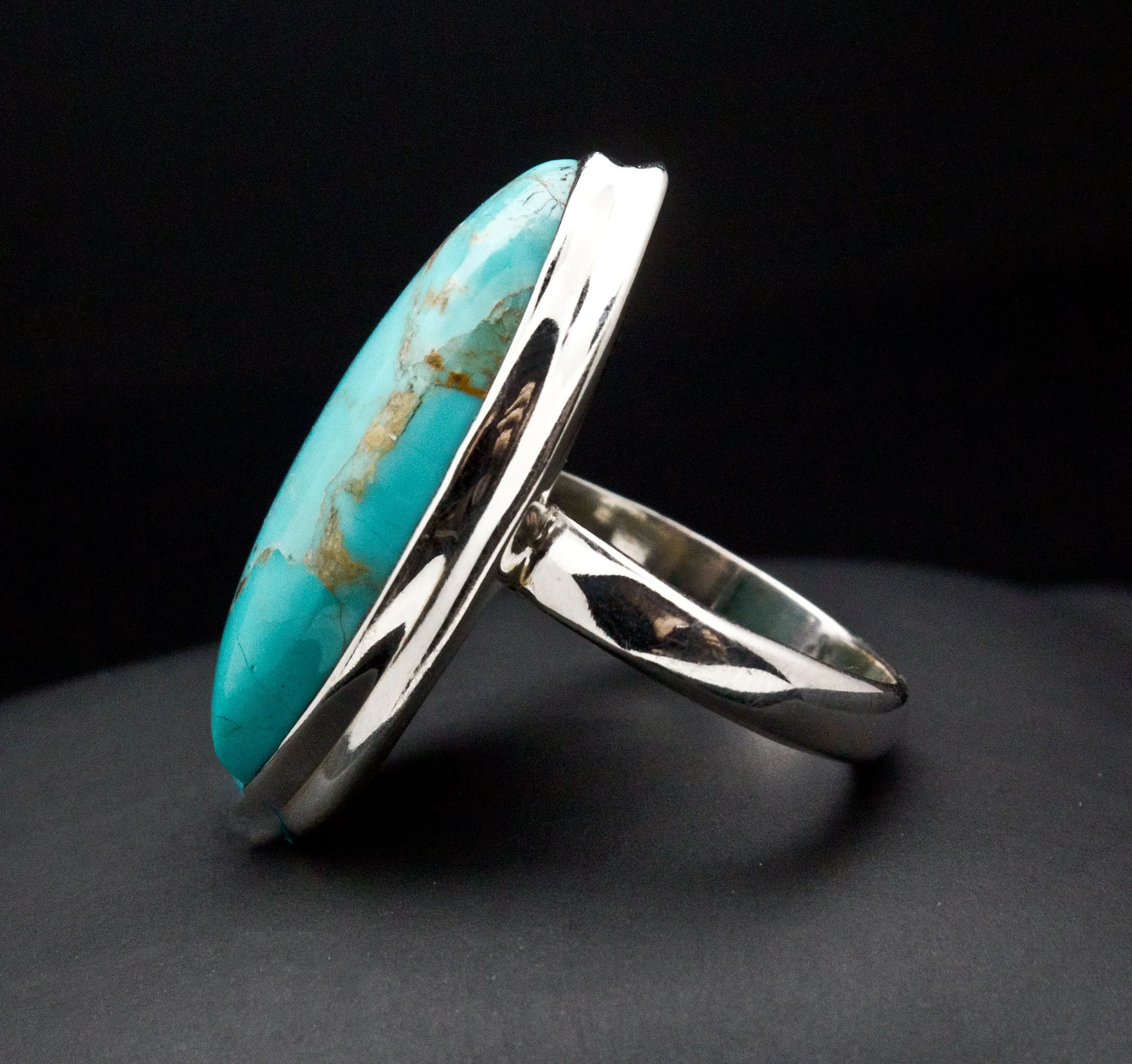 Sterling Silver Kingman Turquoise Ring Size 7 - Image 3