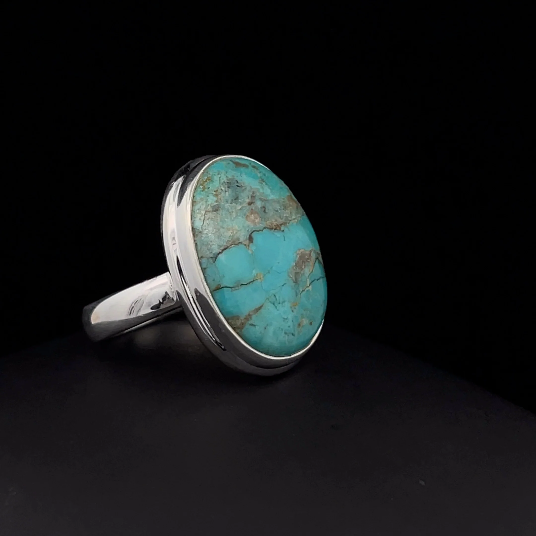 Sterling Silver Kingman Turquoise Ring Size 7 - Image 2