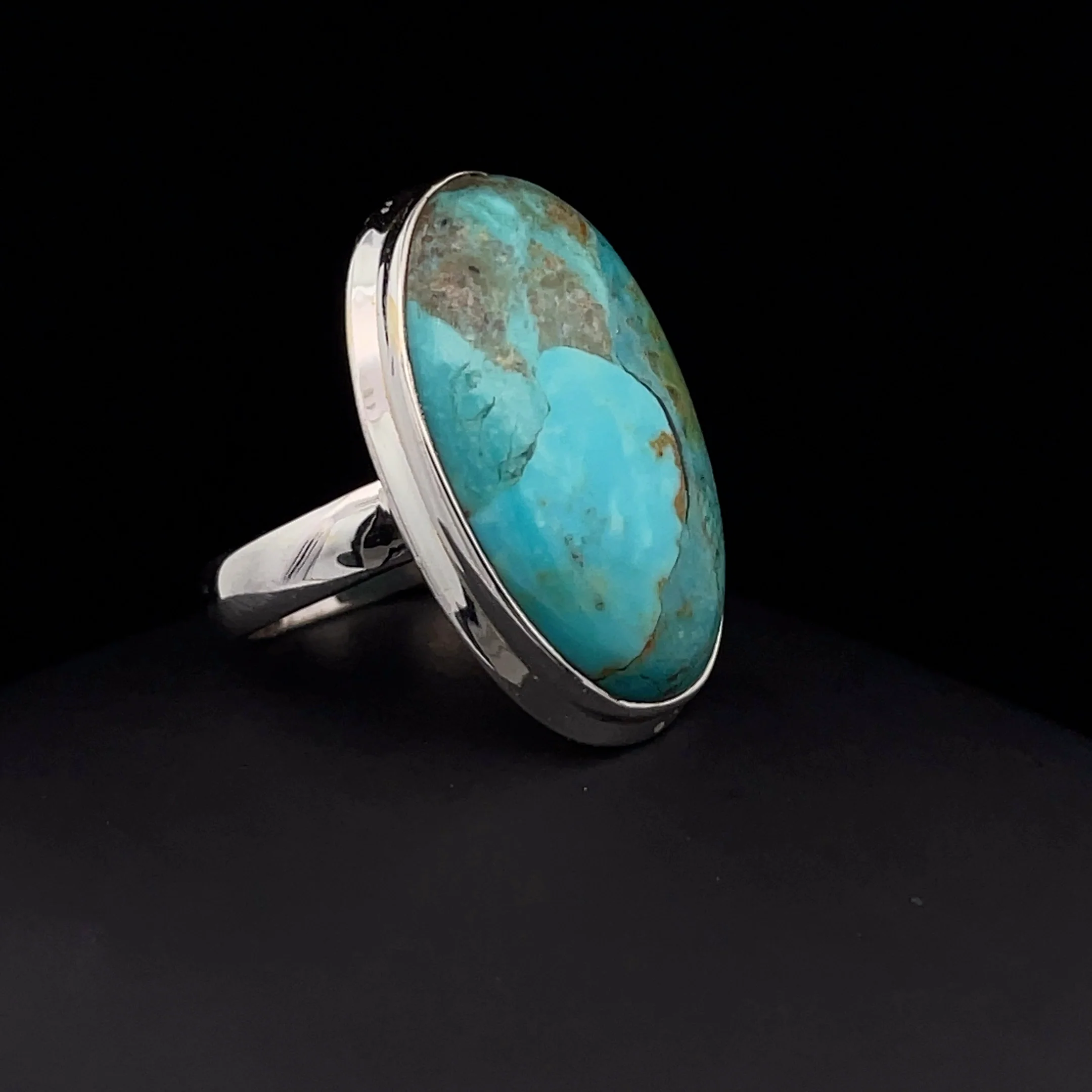 Sterling Silver Kingman Turquoise Ring Size 7 - Image 2