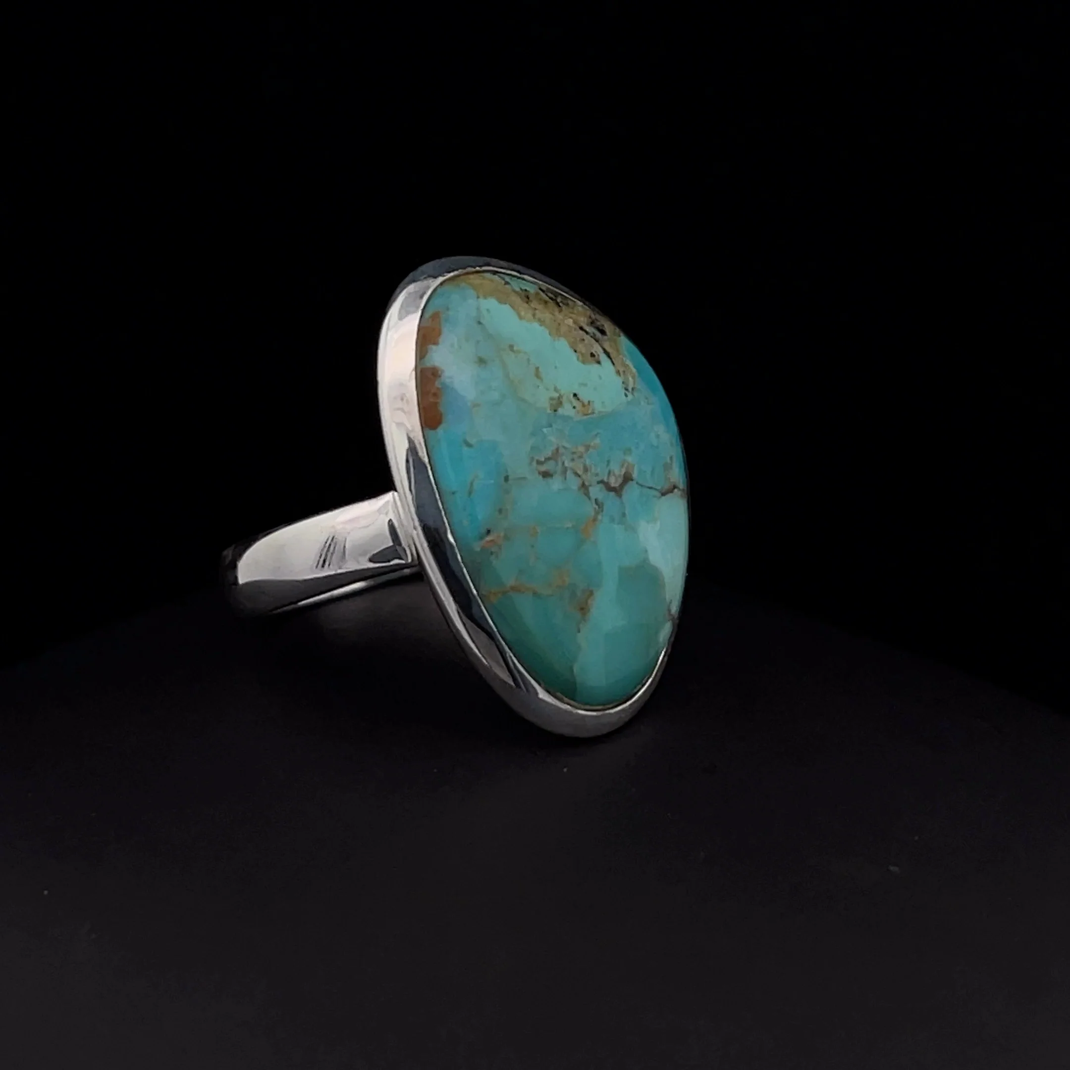 Sterling Silver Kingman Turquoise Ring Size 7 - Image 2