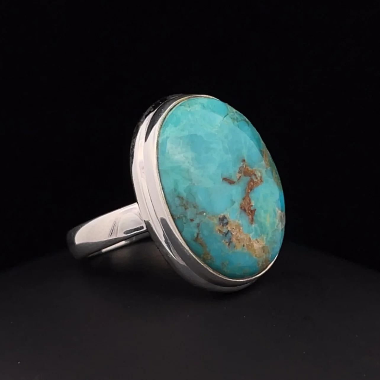 Sterling Silver Kingman Turquoise Ring Size 7 - Image 2