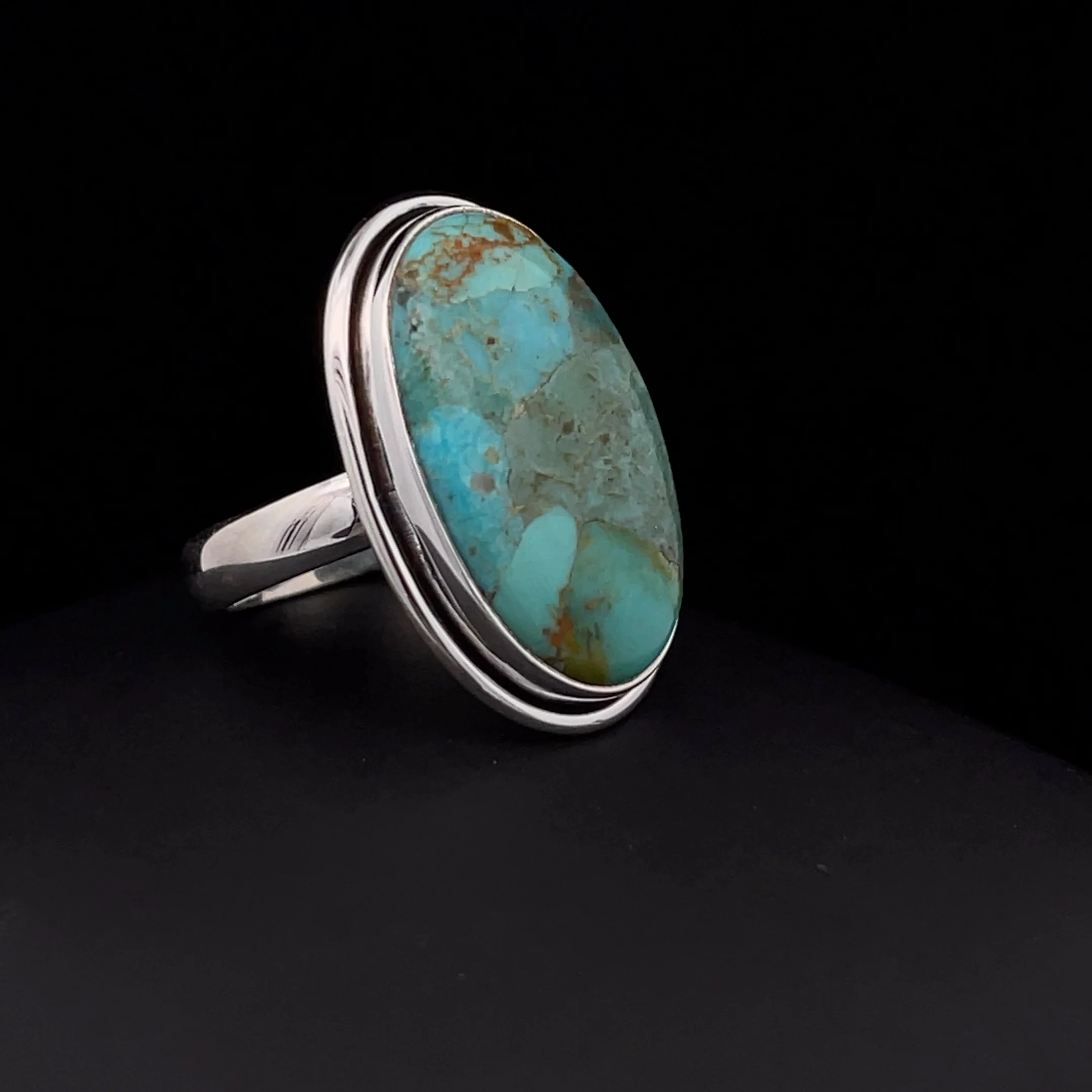 Sterling Silver Kingman Turquoise Ring Size 7 - Image 2