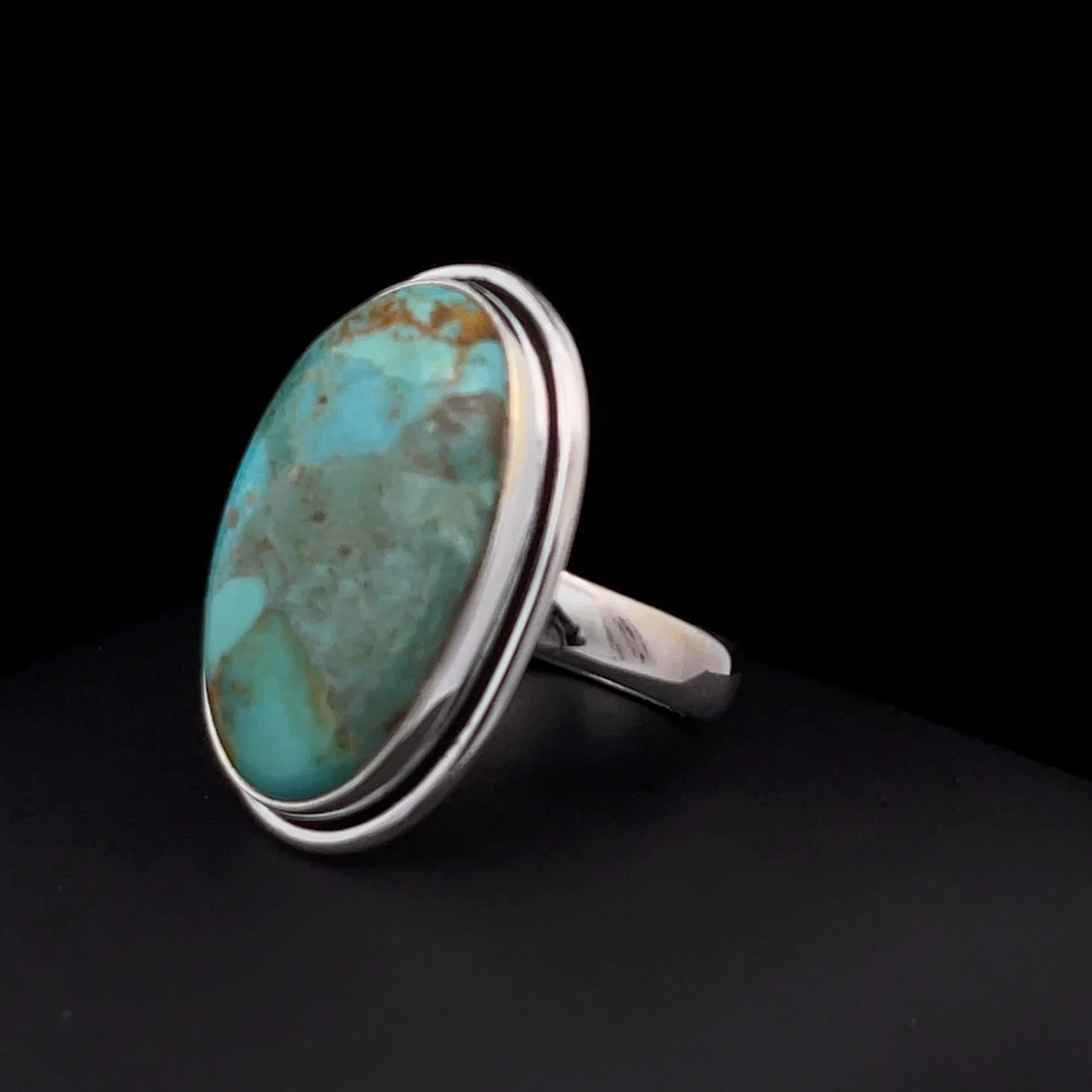 Sterling Silver Kingman Turquoise Ring Size 7 - Image 3