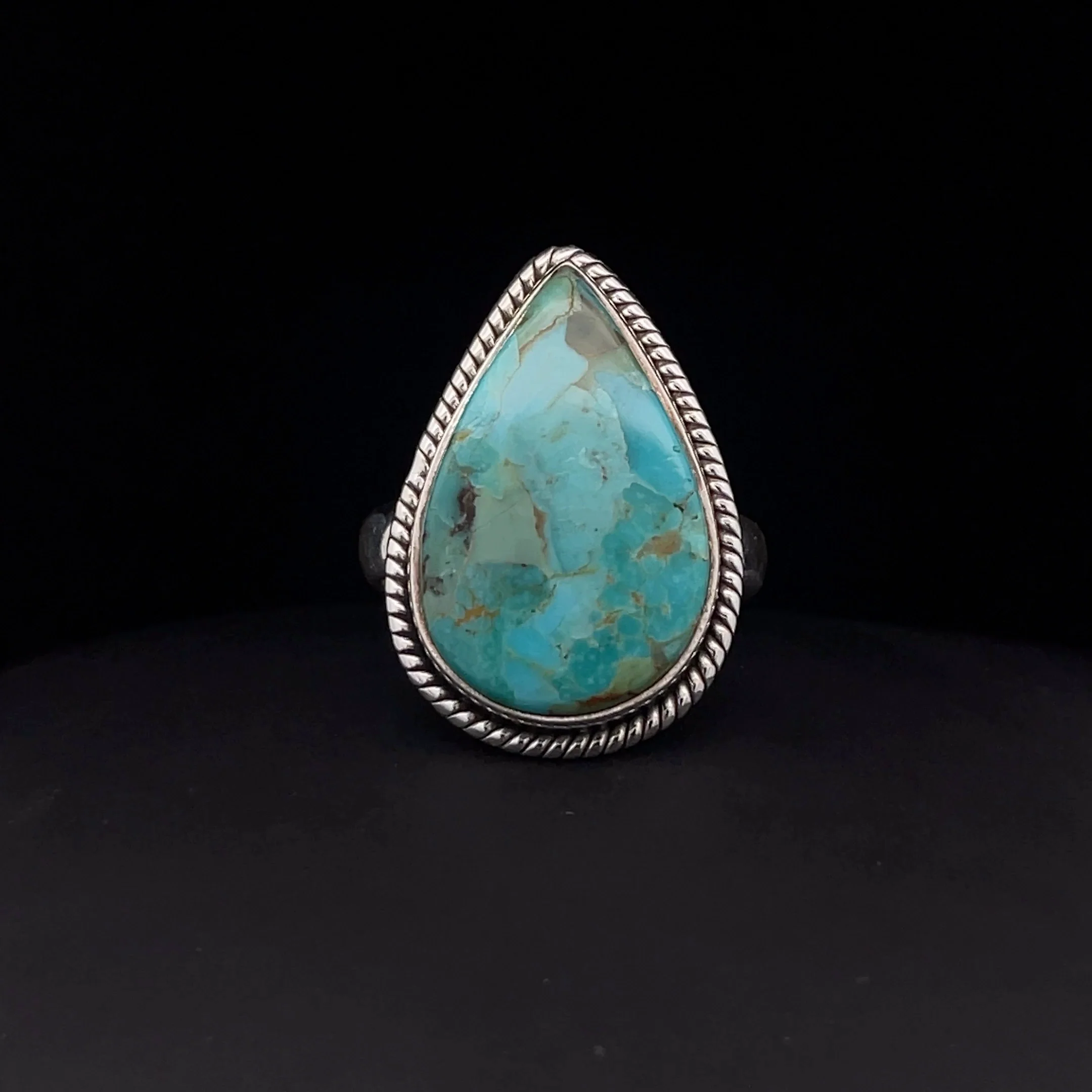 Sterling Silver Kingman Turquoise Ring Size 7 - Image 4