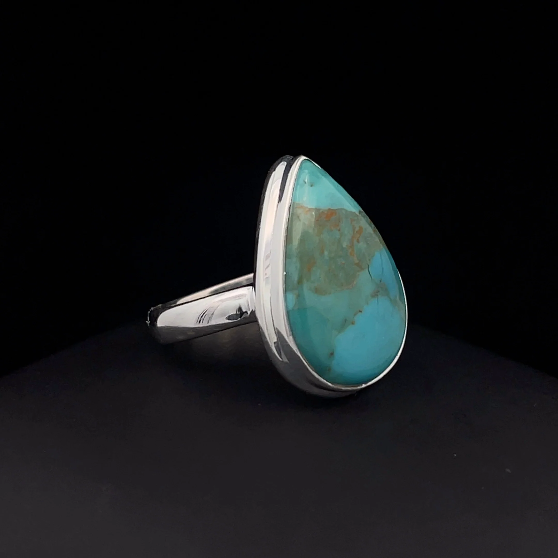 Sterling Silver Kingman Turquoise Ring Size 7 - Image 2