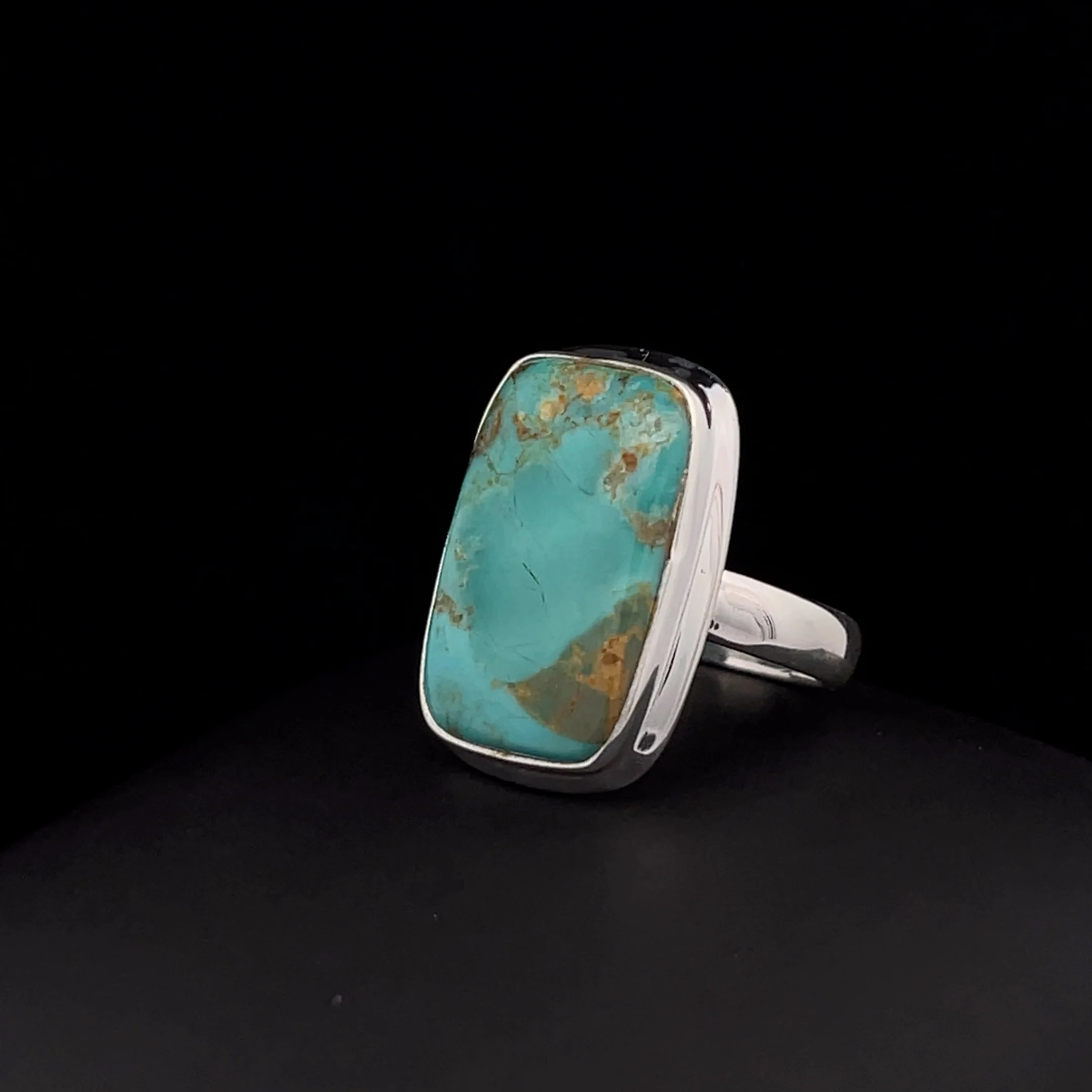 Sterling Silver Kingman Turquoise Ring Size 7 - Image 3