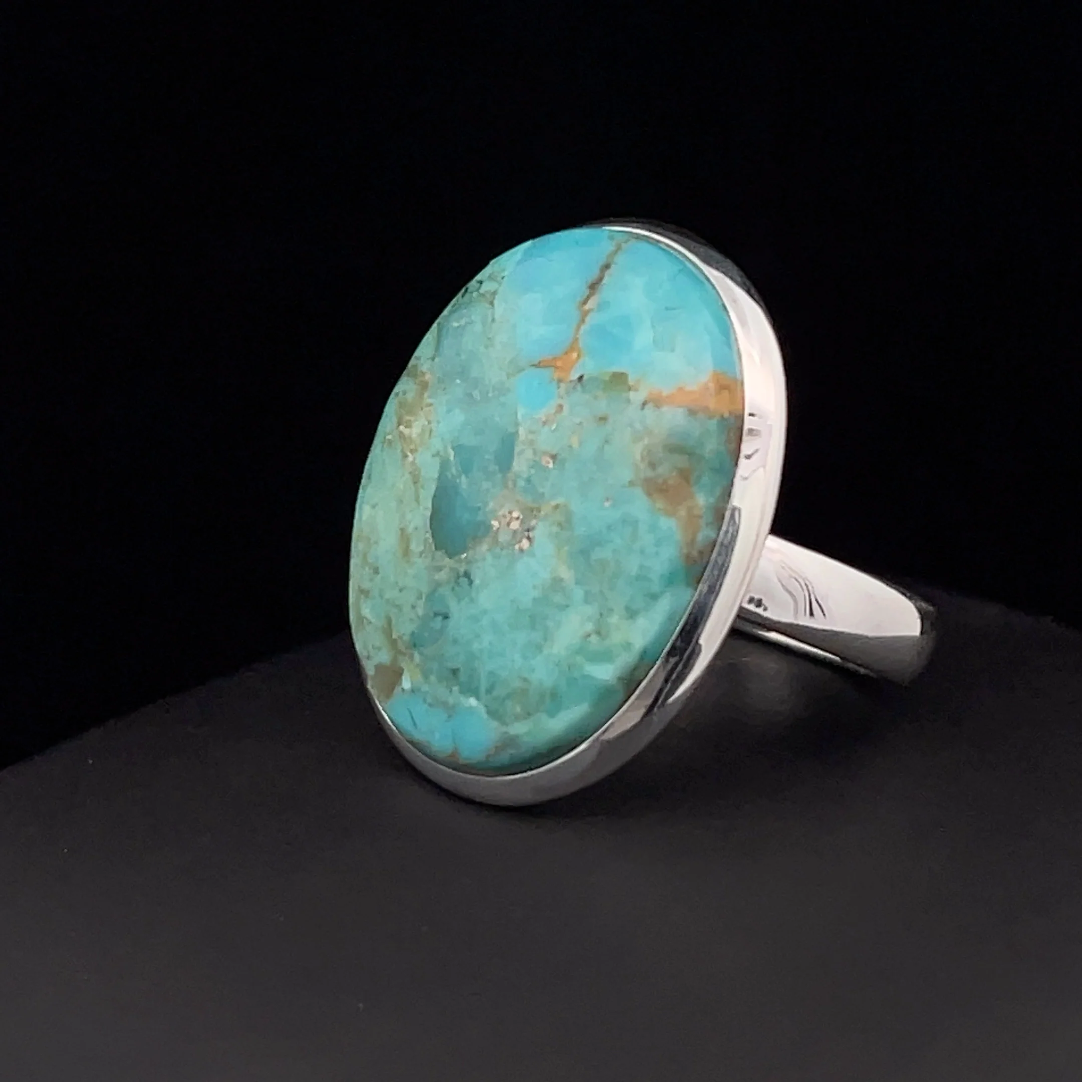 Sterling Silver Kingman Turquoise Ring Size 7 - Image 3