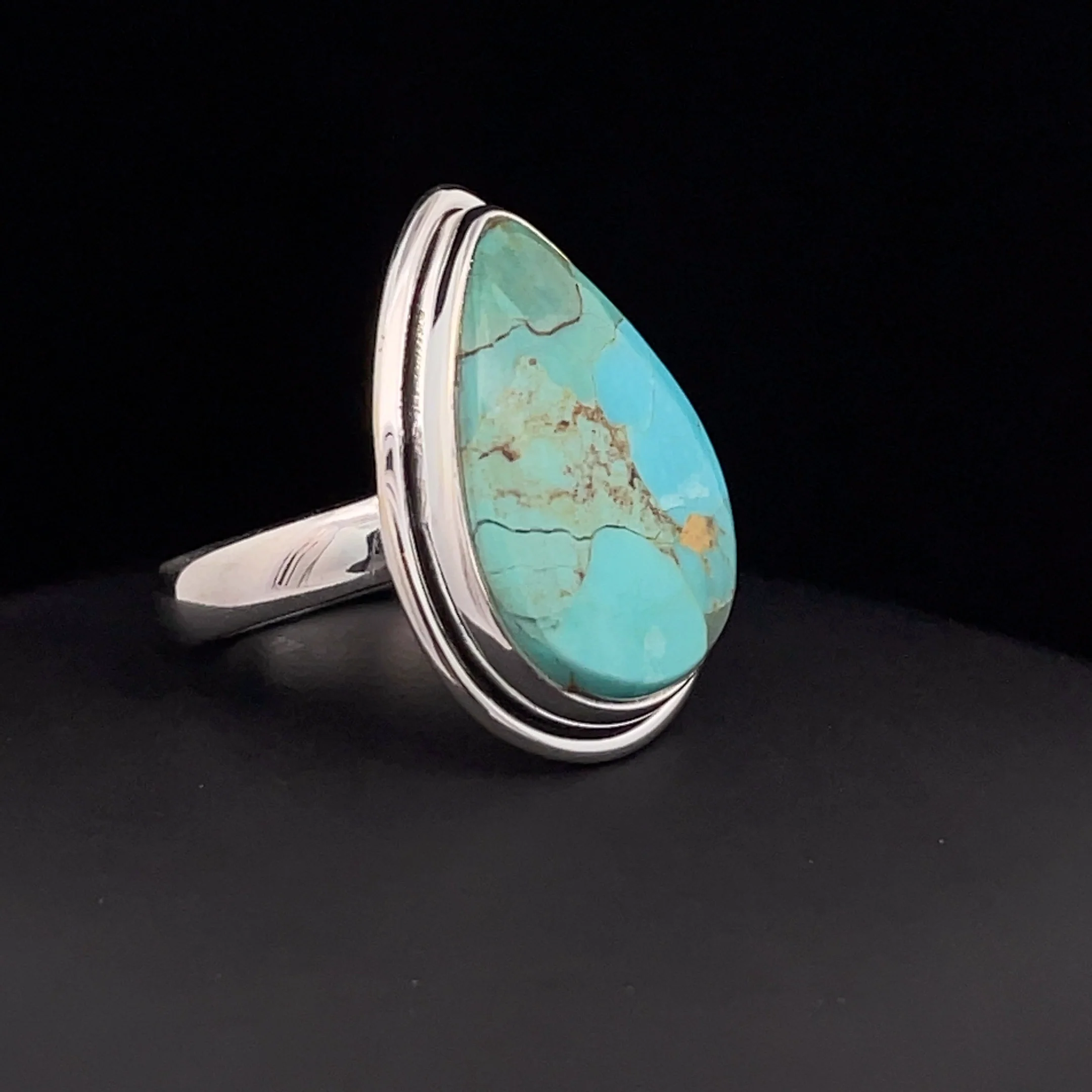 Sterling Silver Kingman Turquoise Ring Size 7 - Image 2