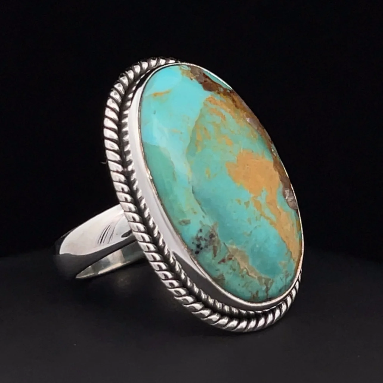 Sterling Silver Kingman Turquoise Ring Size 7 - Image 2