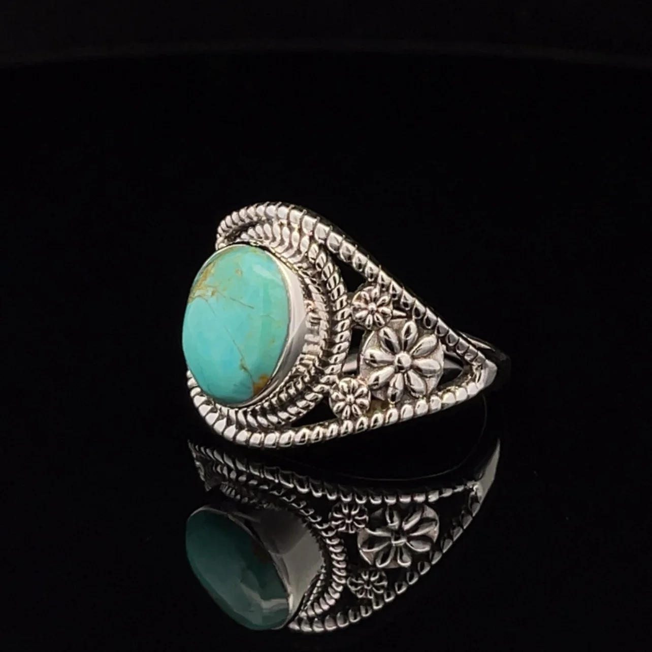 Sterling Silver Kingman Turquoise Ring Size 9.5 - Image 3