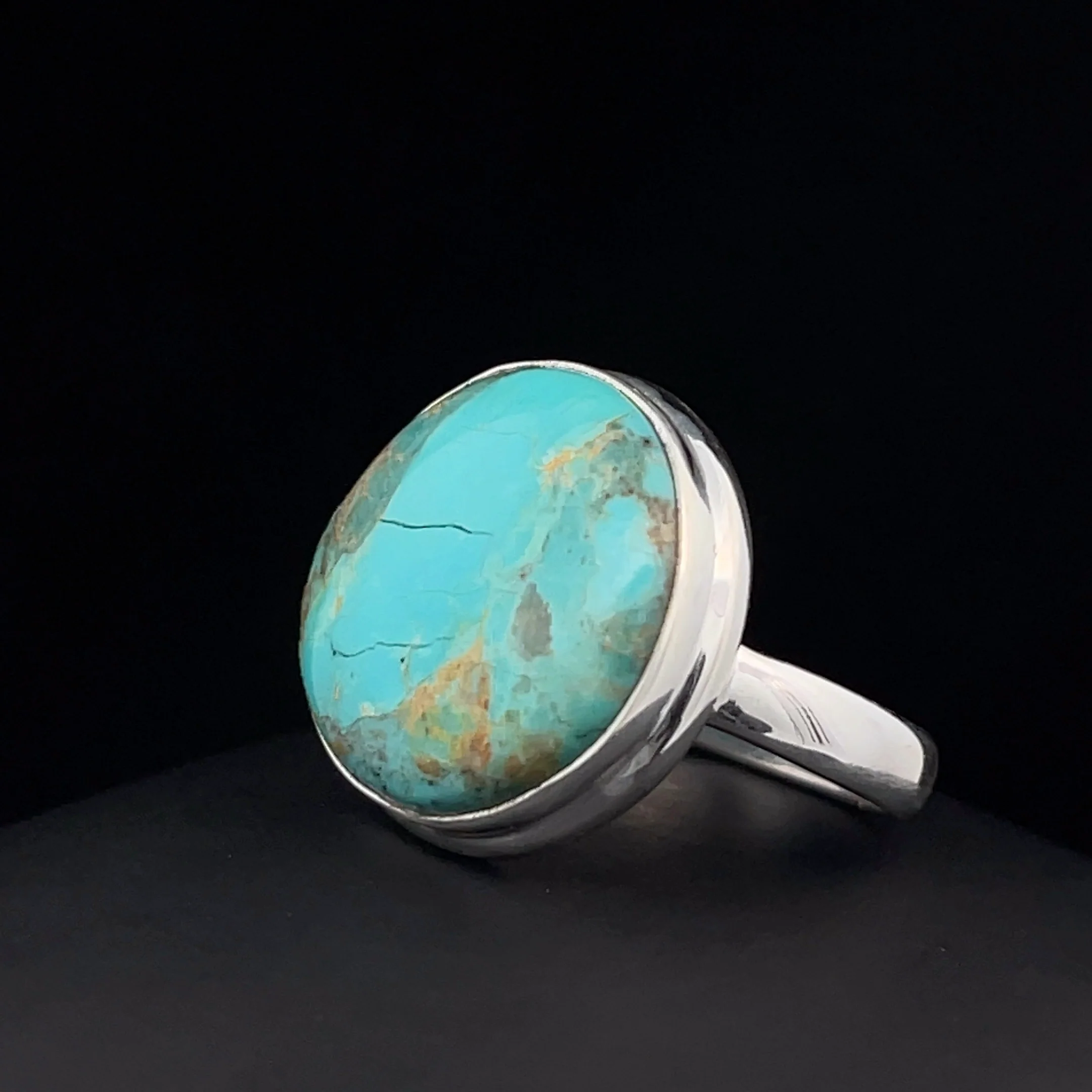 Sterling Silver Kingman Turquoise Ring Size 7 - Image 3